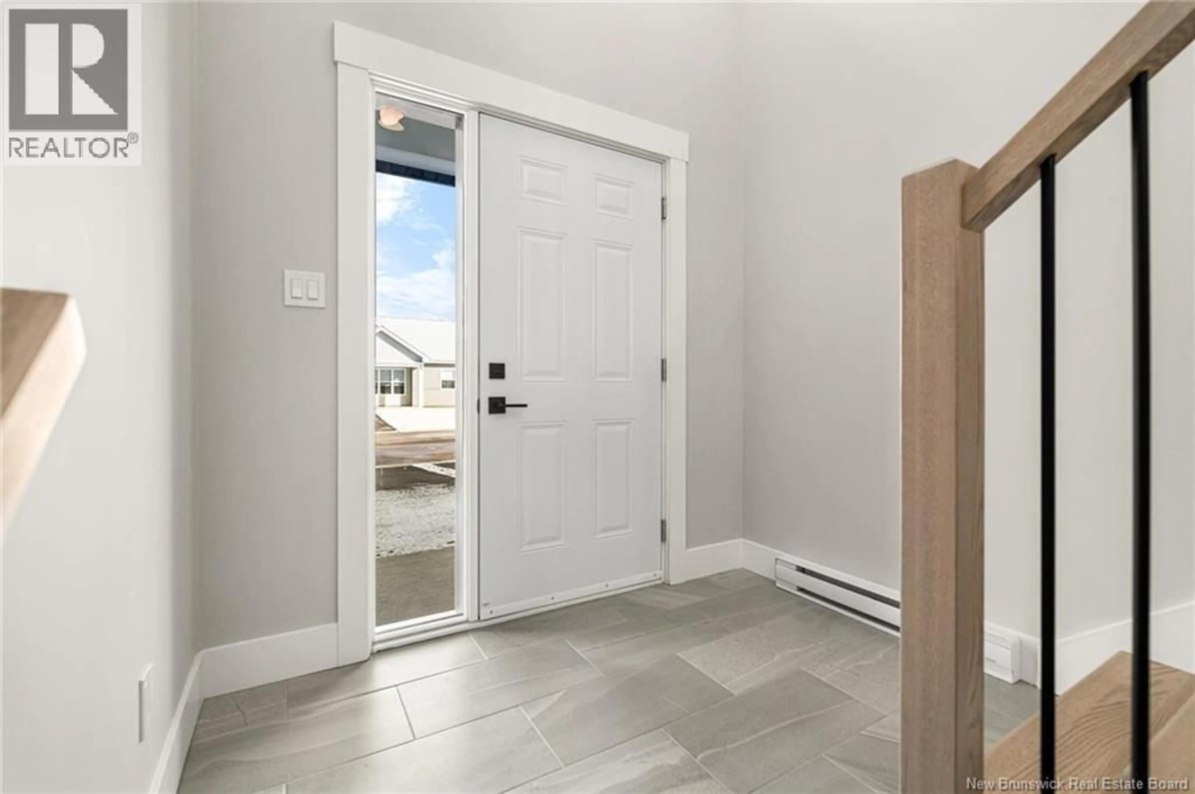 Indoor entryway for 24 VIOLET STREET, Shediac New Brunswick E4P0Z8