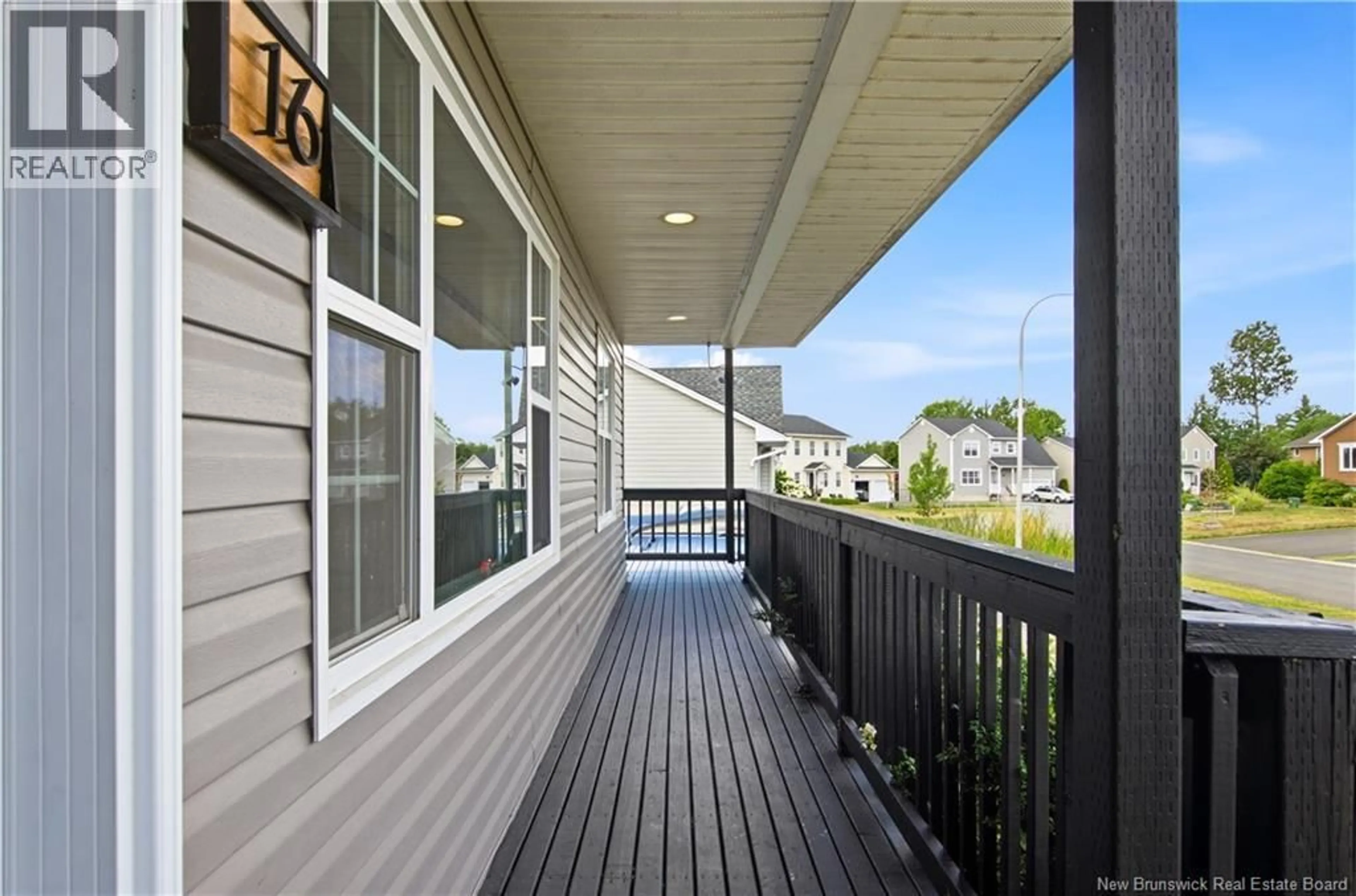 Patio, unknown for 16 KNOWLTON CRESCENT, Oromocto New Brunswick E2V4S8