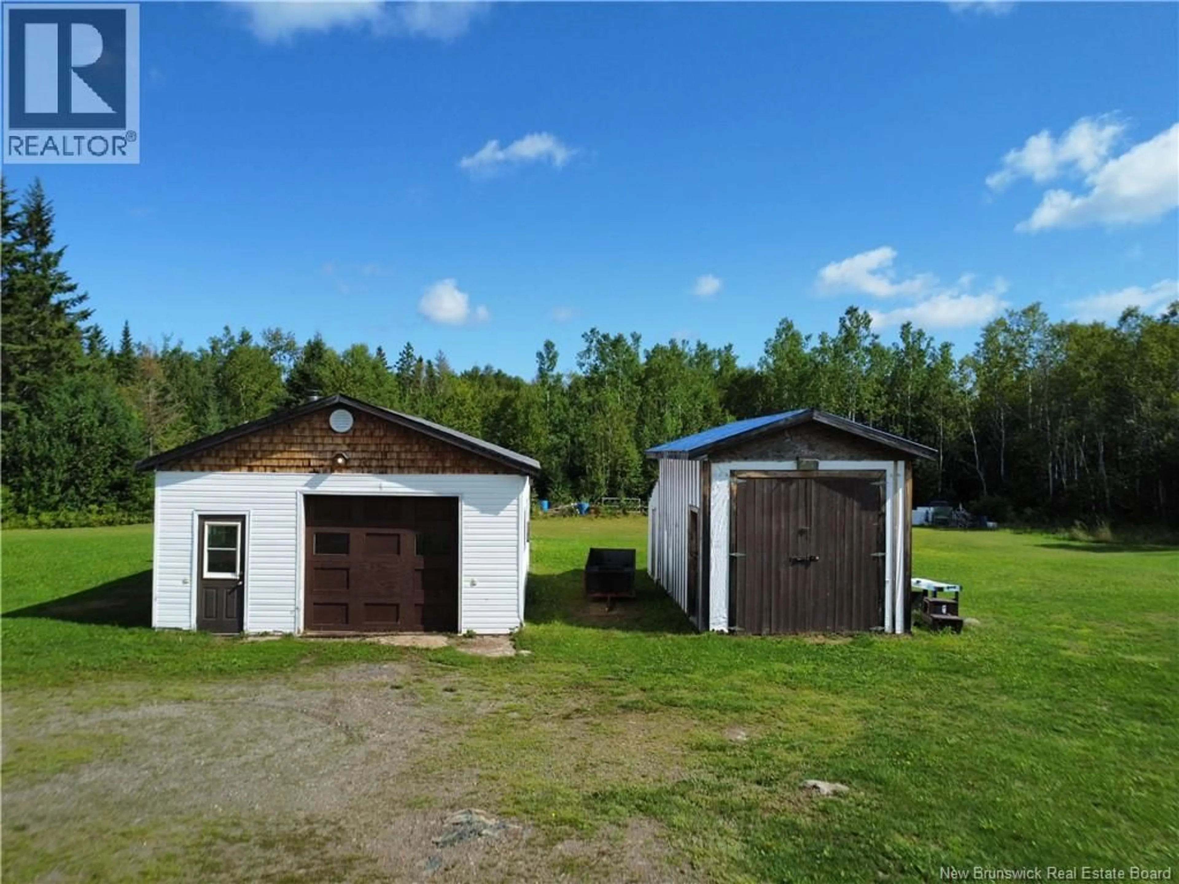 Shed for 300 CHEMIN MADRAN, Madran New Brunswick E8J2L1