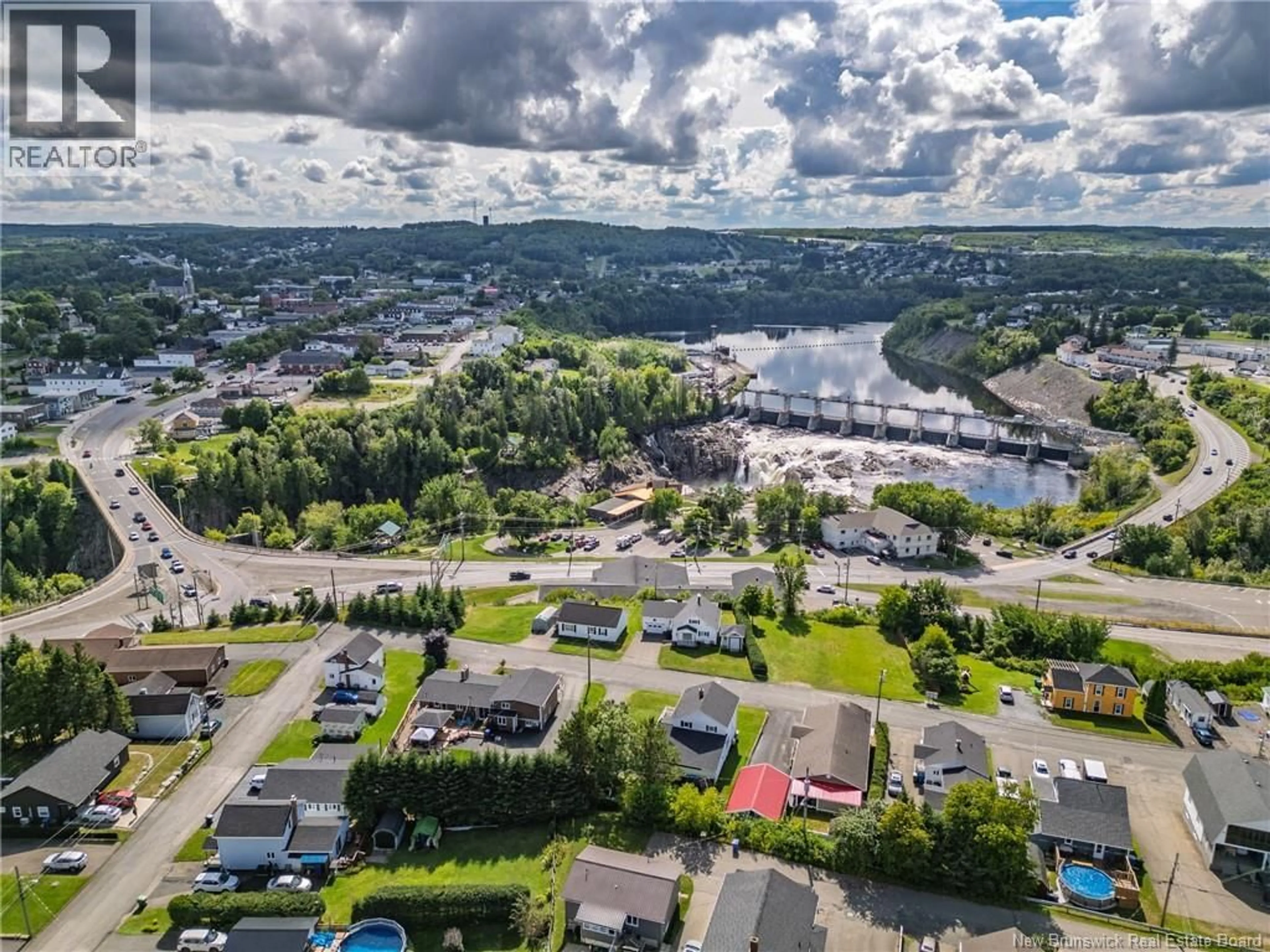 A pic from outside/outdoor area/front of a property/back of a property/a pic from drone, water/lake/river/ocean view for 231 ST GEORGES, Grand Falls New Brunswick E3Y1C3