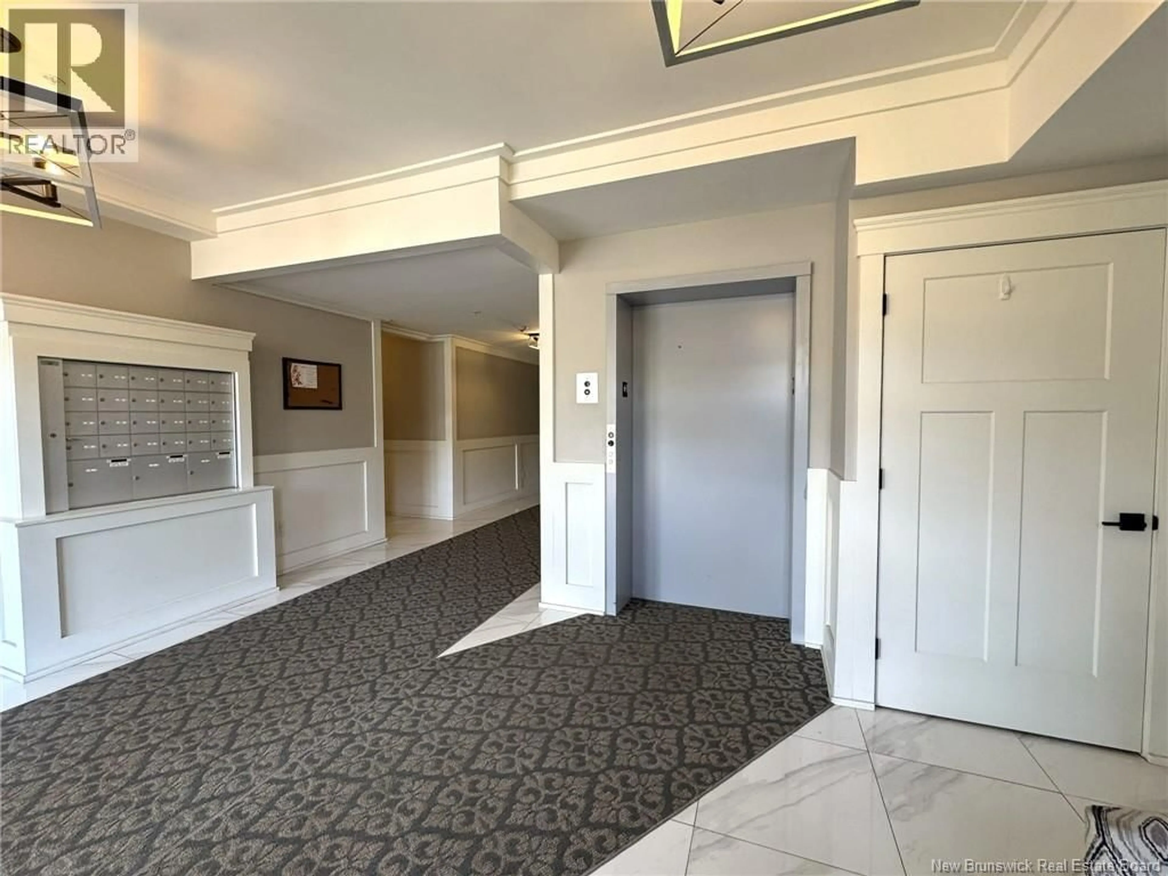 Indoor foyer for 204 - 52 HAMPTON ROAD, Rothesay New Brunswick E2E0V5