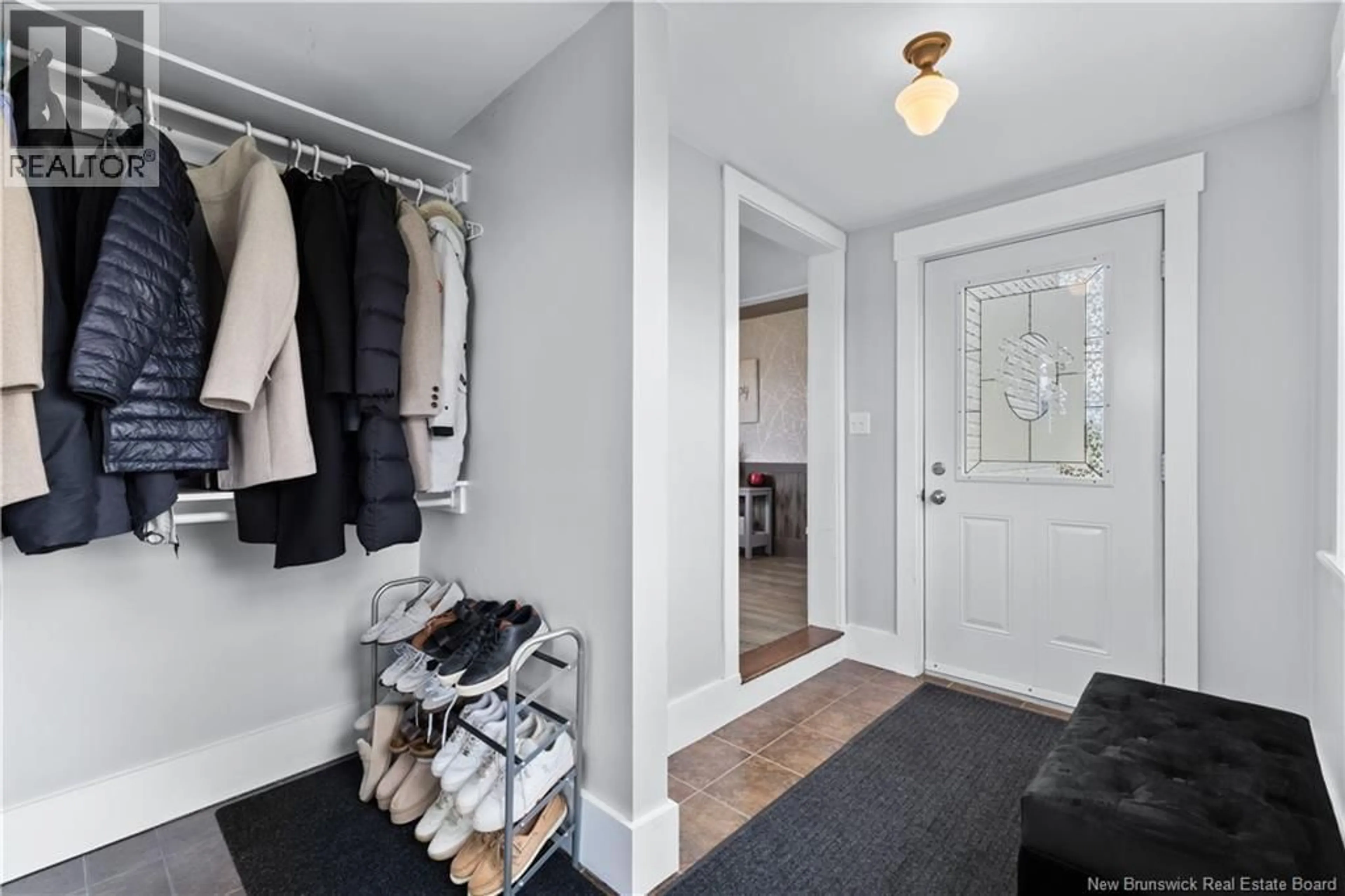 Indoor entryway for 381 LA VALLÉE ROAD, Memramcook New Brunswick E4K3C5