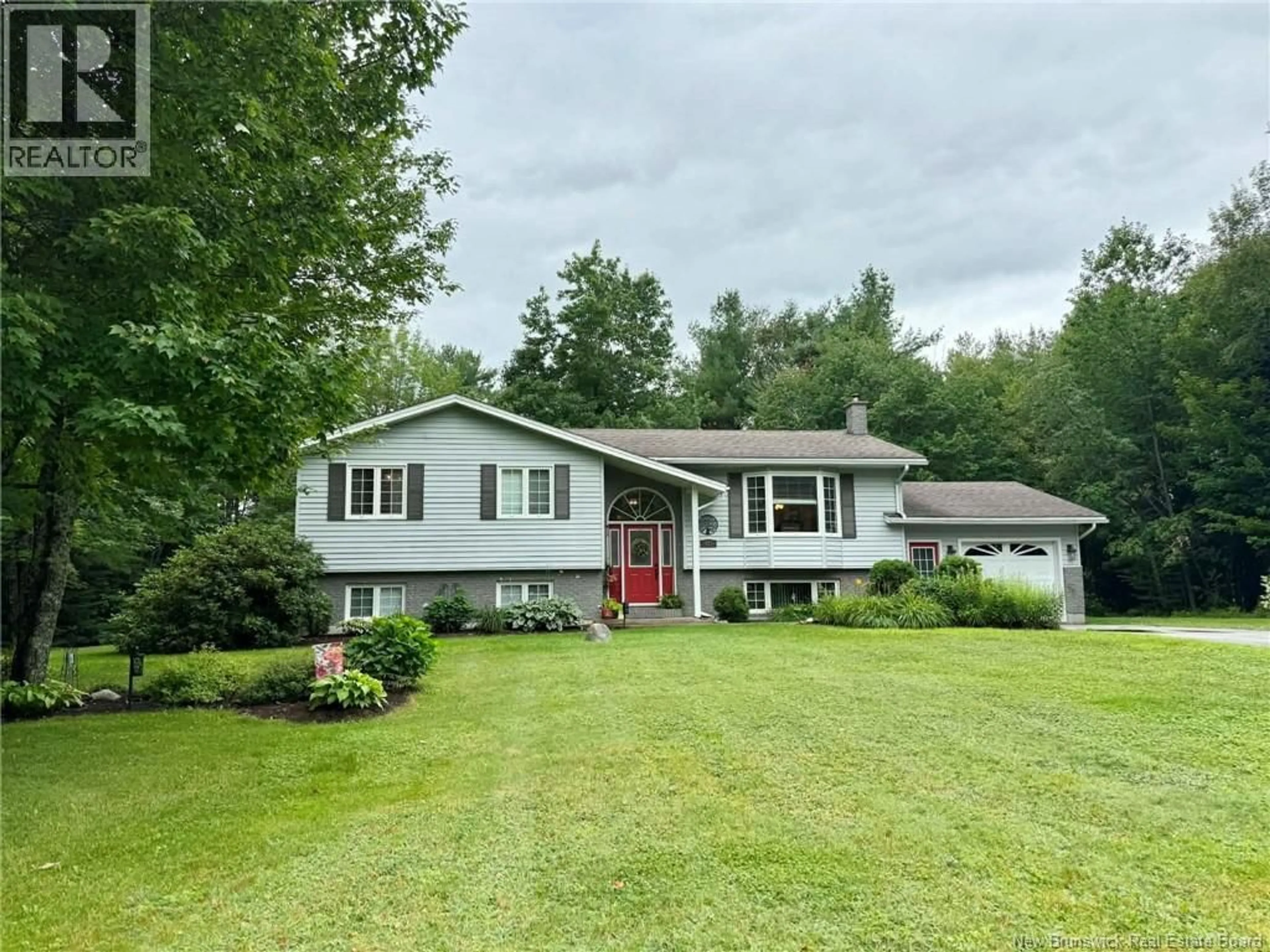 Home with vinyl exterior material, unknown for 125 TANAR STREET, Miramichi New Brunswick E1V6H5