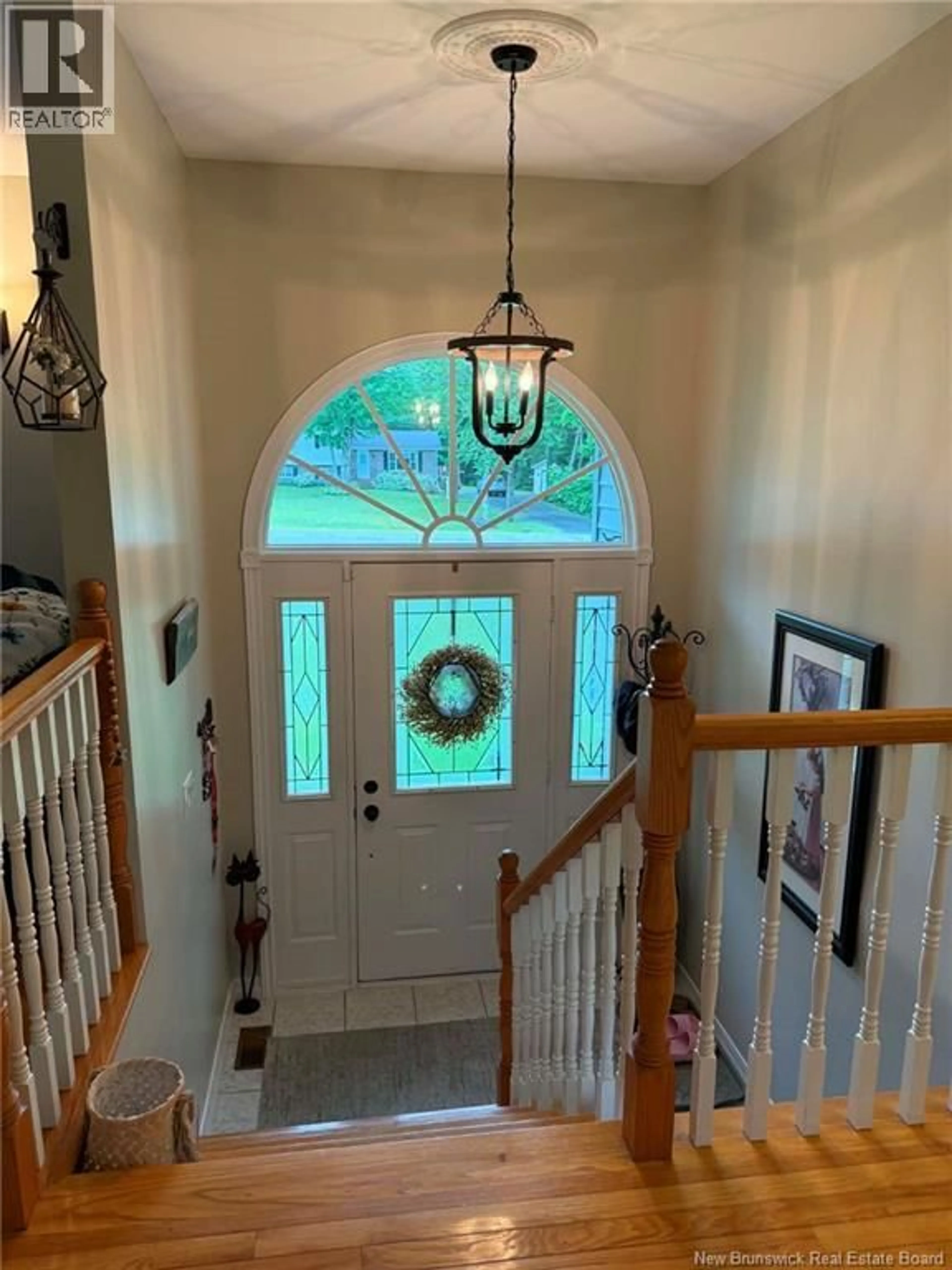 Indoor entryway for 125 TANAR STREET, Miramichi New Brunswick E1V6H5