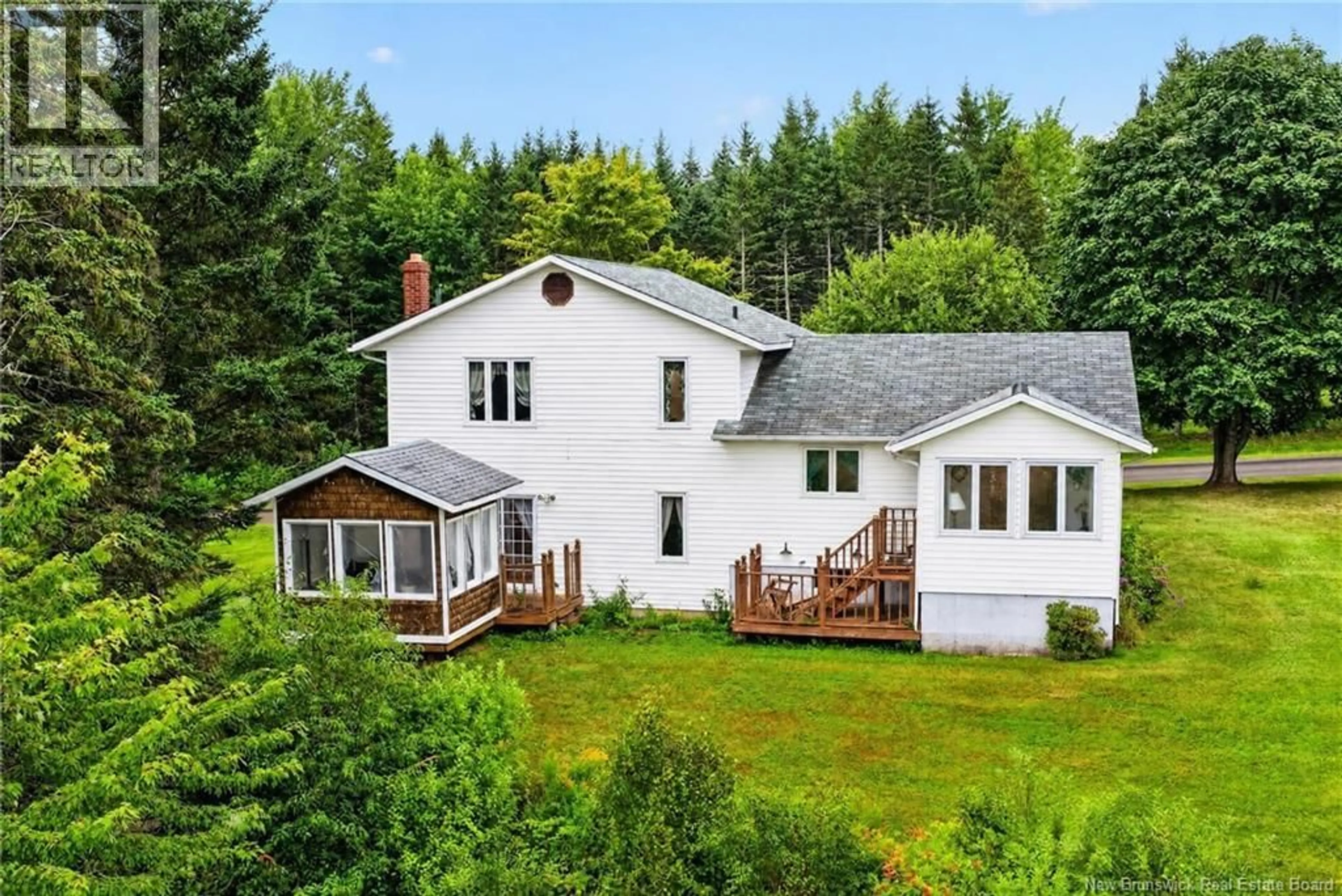 A pic from outside/outdoor area/front of a property/back of a property/a pic from drone, unknown for 47 MOLLINS ROAD, Salisbury New Brunswick E4J2W8