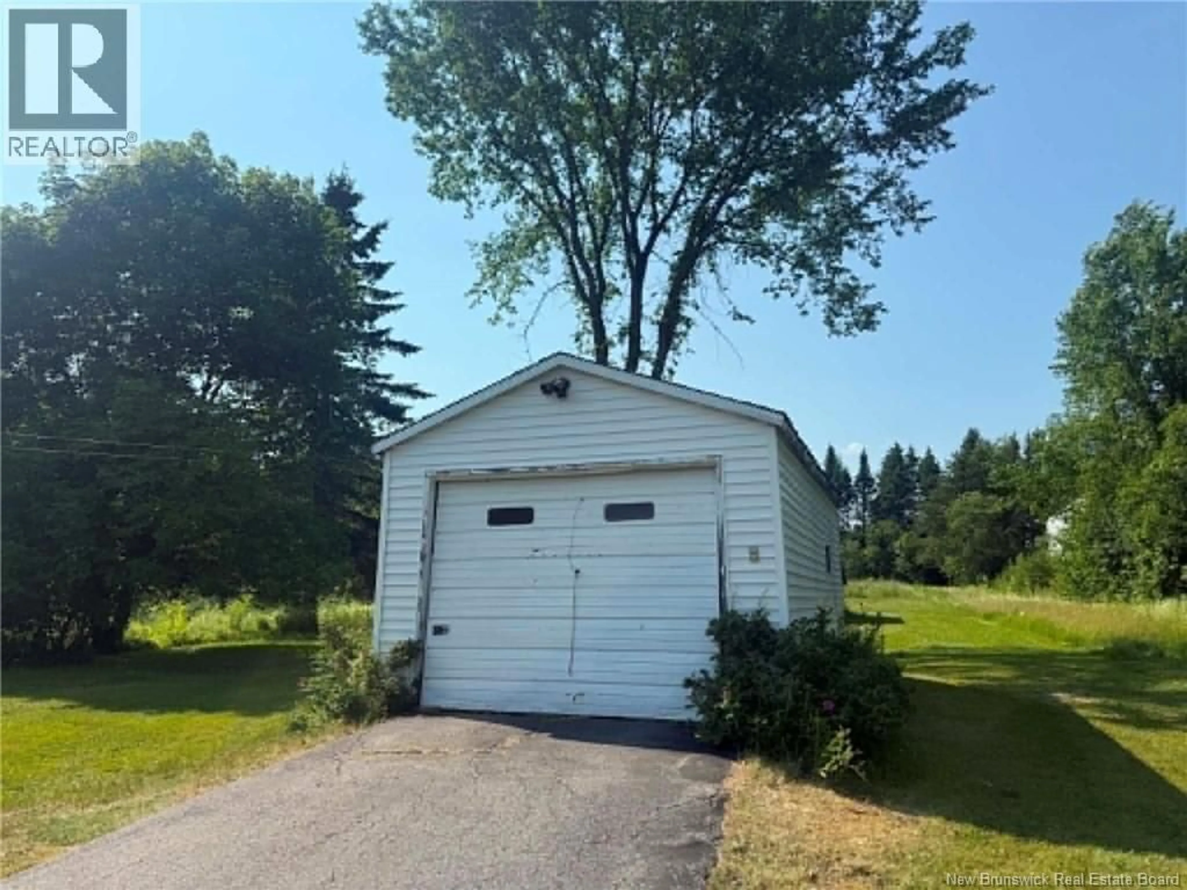 Shed for 2393 KING GEORGE HWY, Miramichi New Brunswick E1V6W1