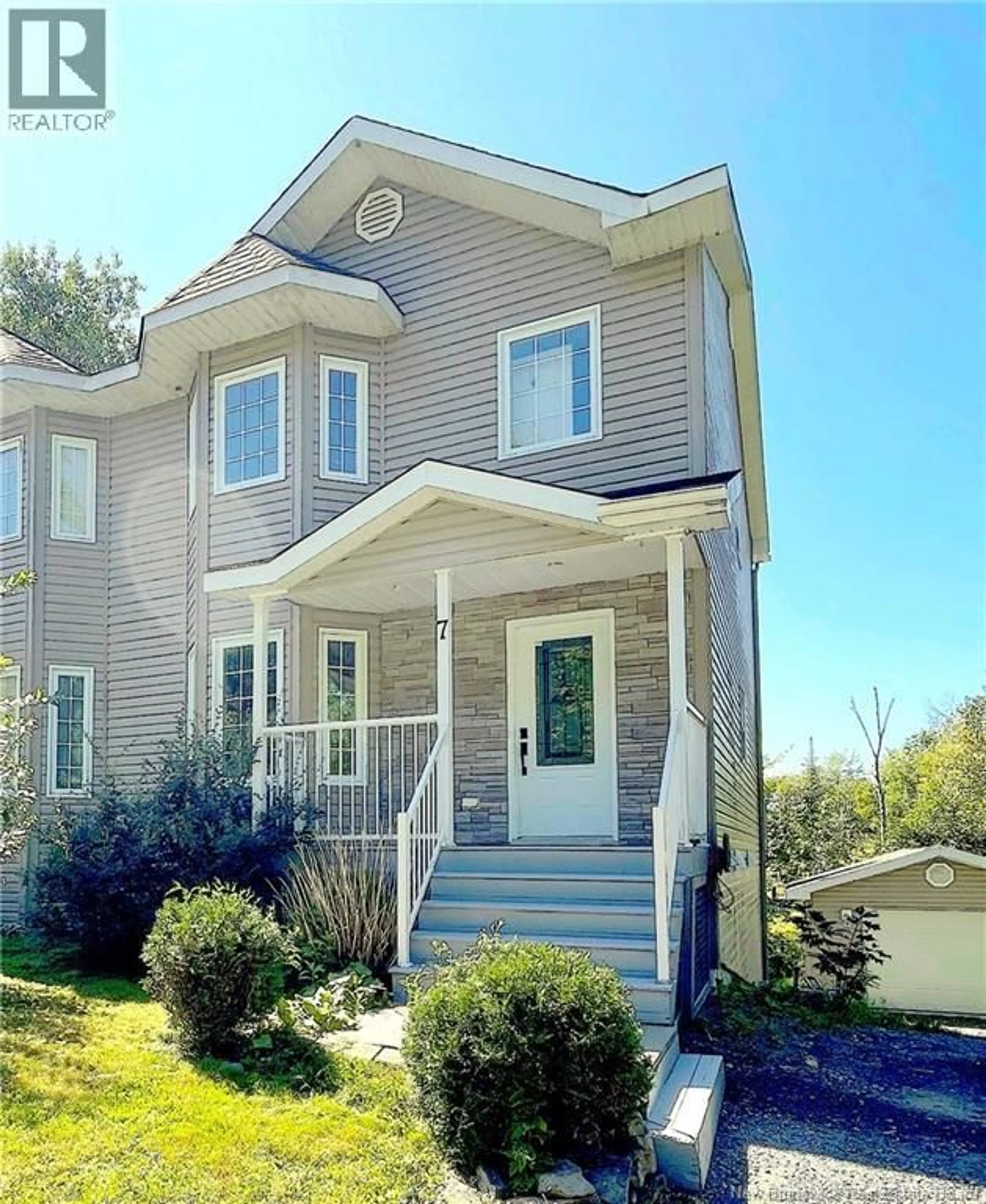 Home with vinyl exterior material, street for 7 KIERRA, Fredericton New Brunswick E3A6S3