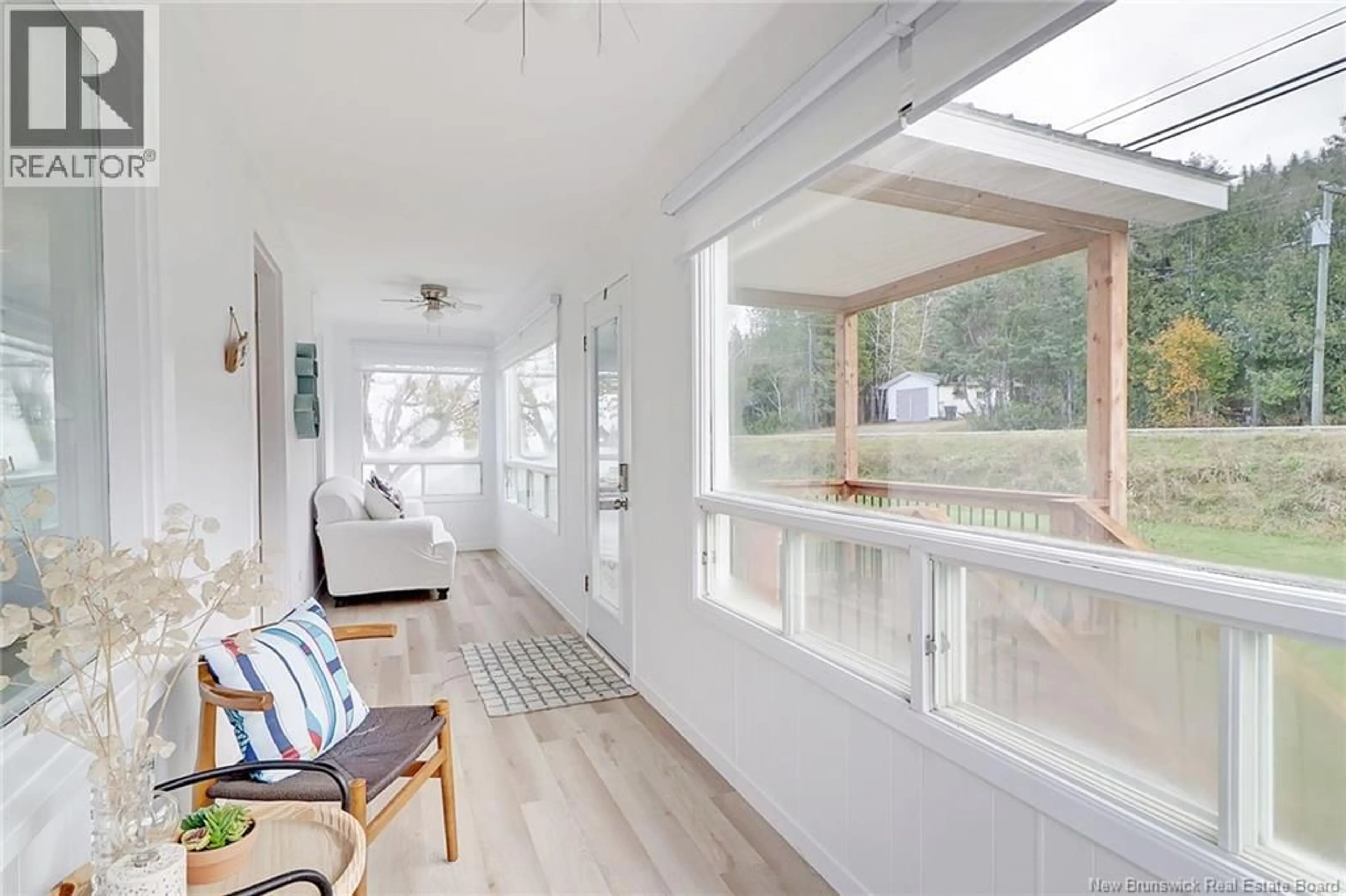 Indoor entryway for 29606 ROUTE 134, Dalhousie Junction New Brunswick E3N6A5