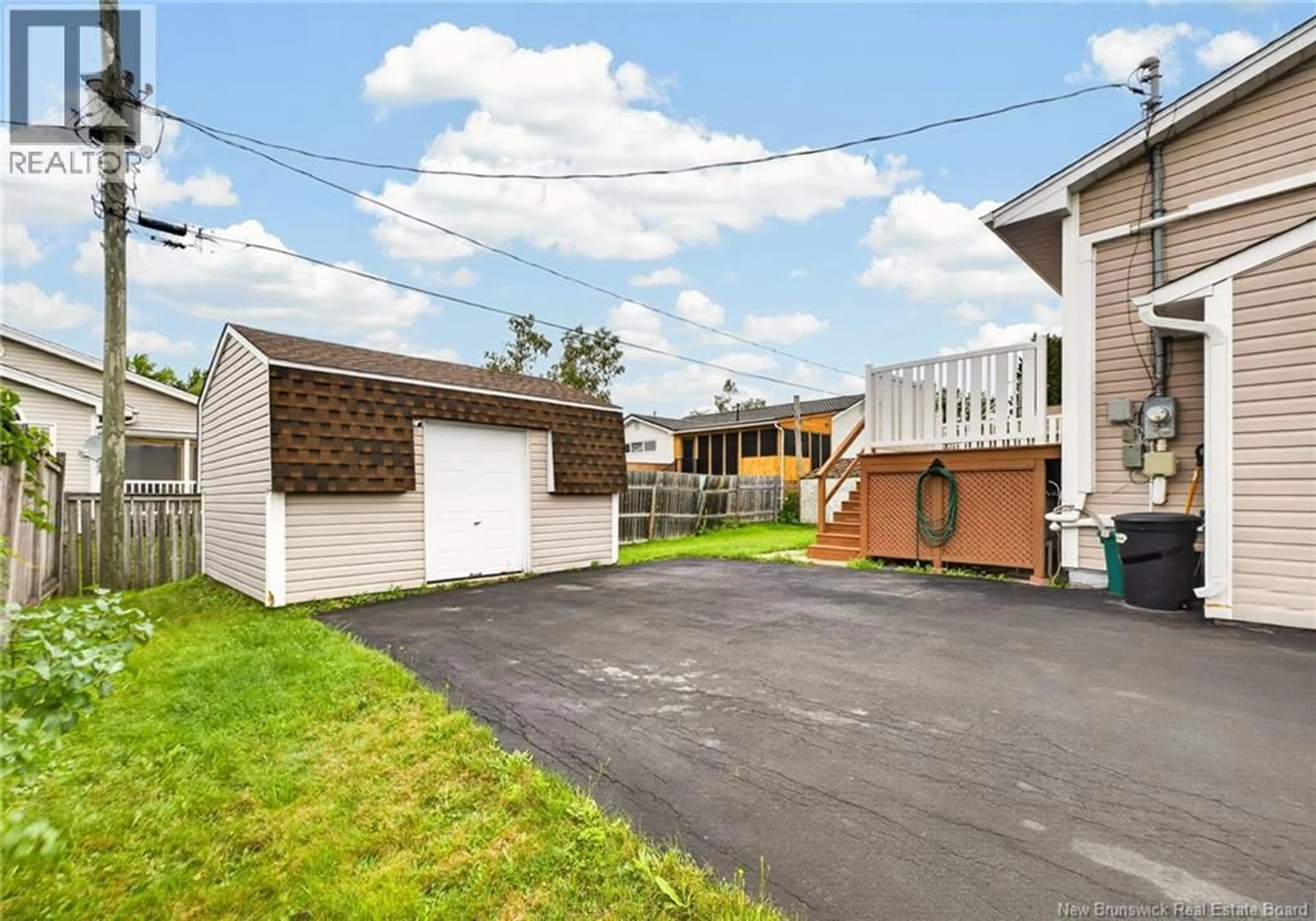 Unknown for 135 VIRGINIA, Dieppe New Brunswick E1A5N3