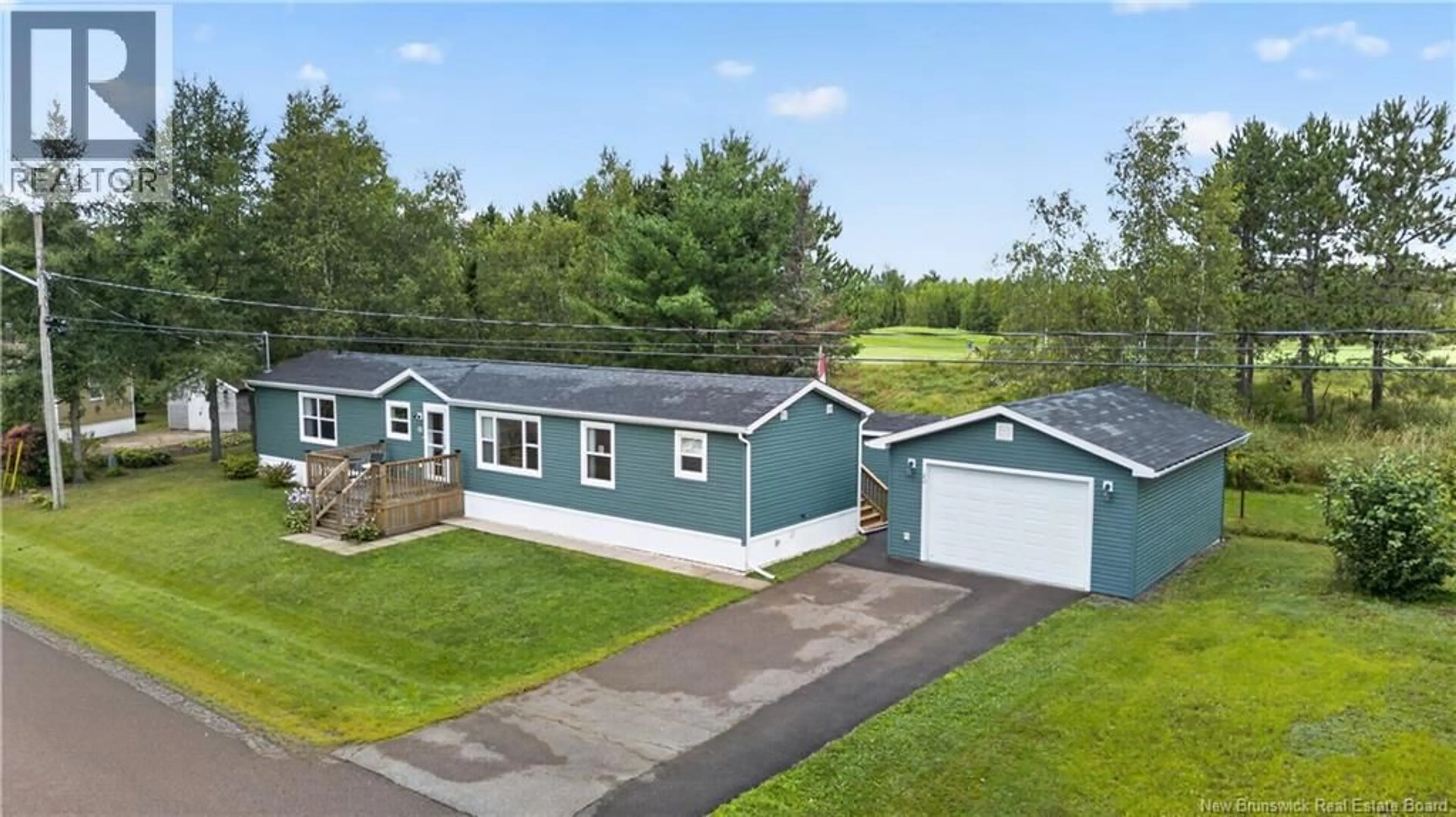 A pic from outside/outdoor area/front of a property/back of a property/a pic from drone, street for 20 BLUE JAY, Moncton New Brunswick E1H2S2