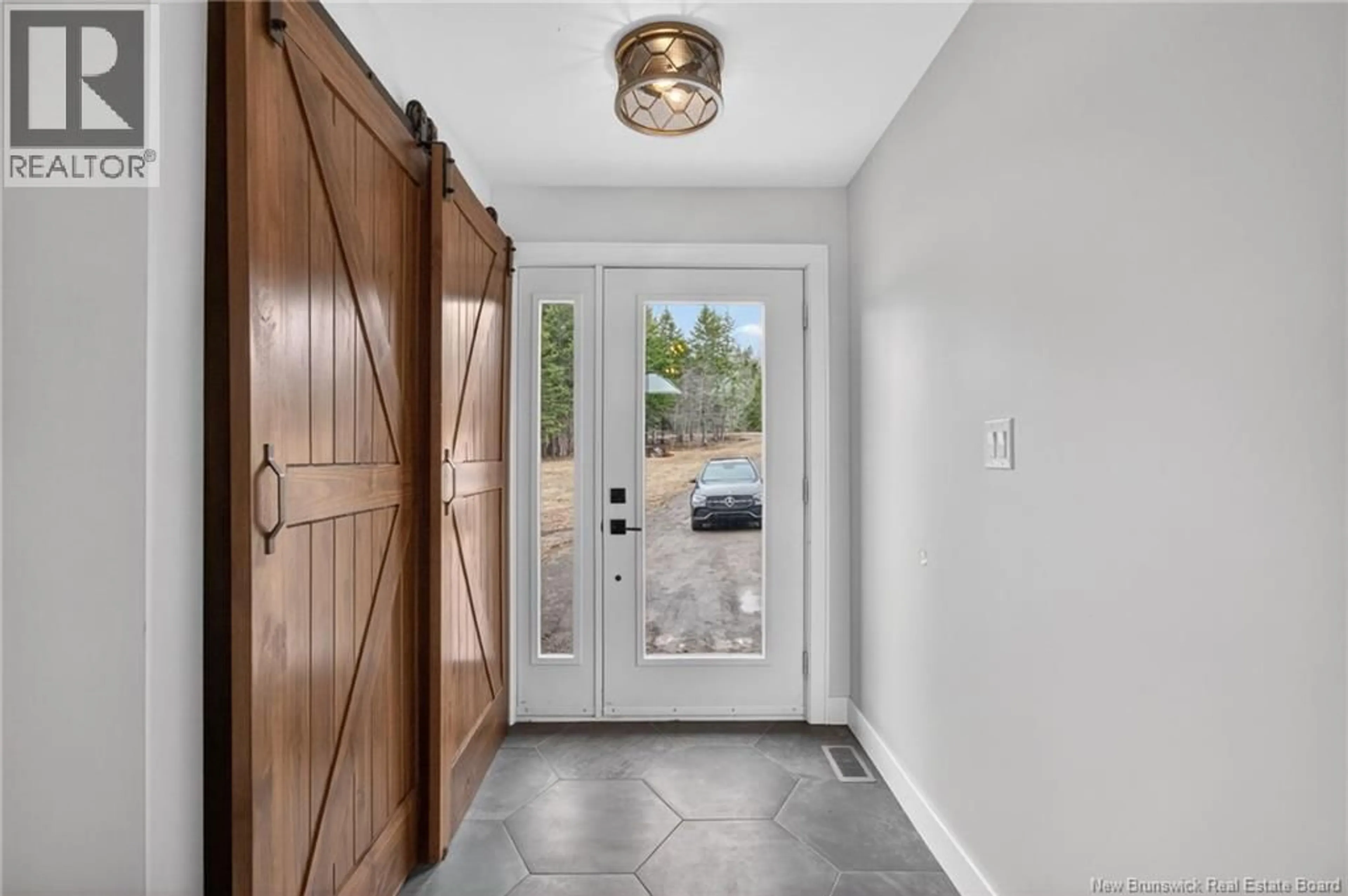 Indoor entryway for 68 COLLICUTT ROAD, The Glades New Brunswick E4J0E4