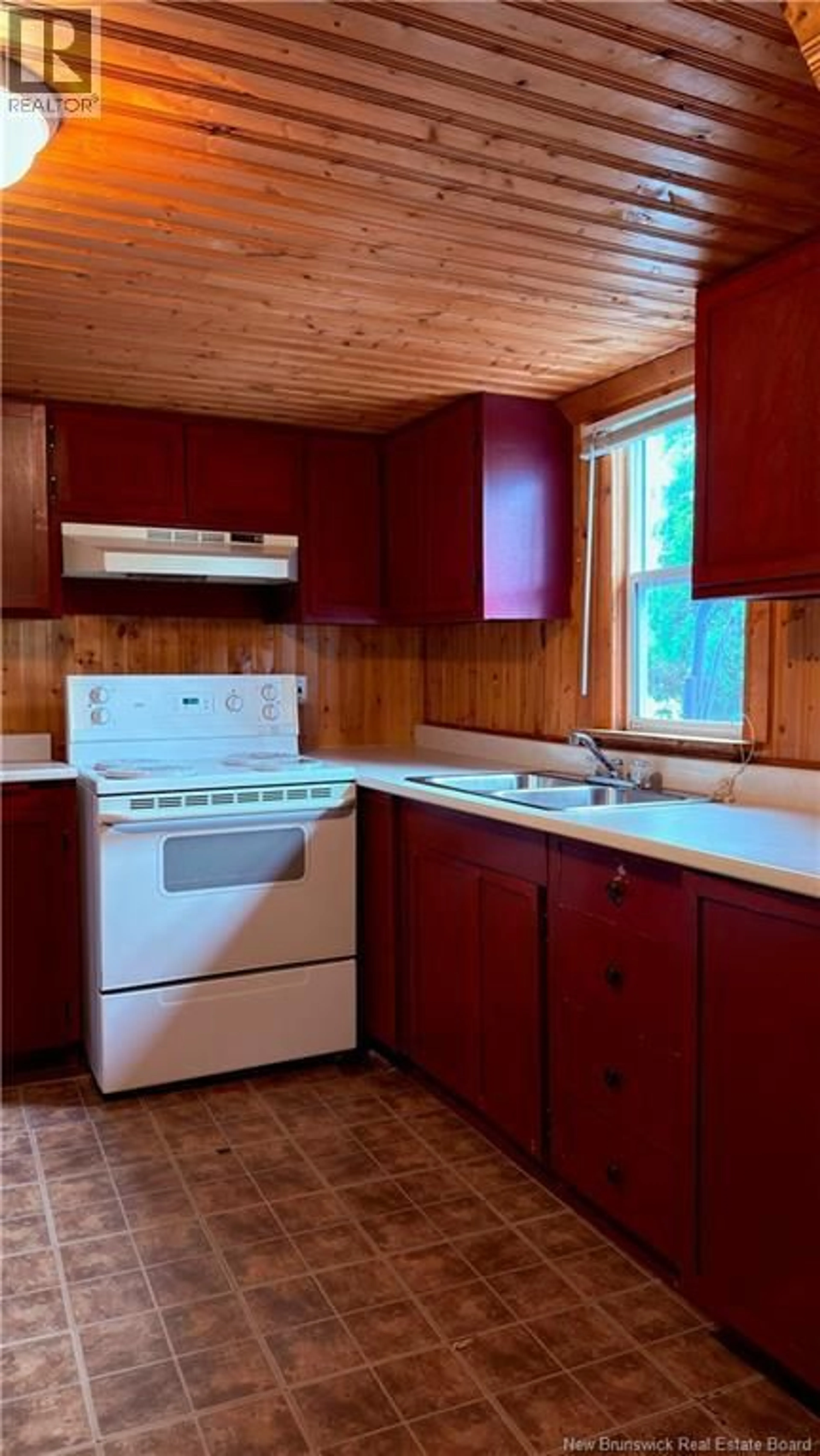 Standard kitchen, wood/laminate floor for 501 ROUTE 530, Grande-Digue New Brunswick E4R5E1