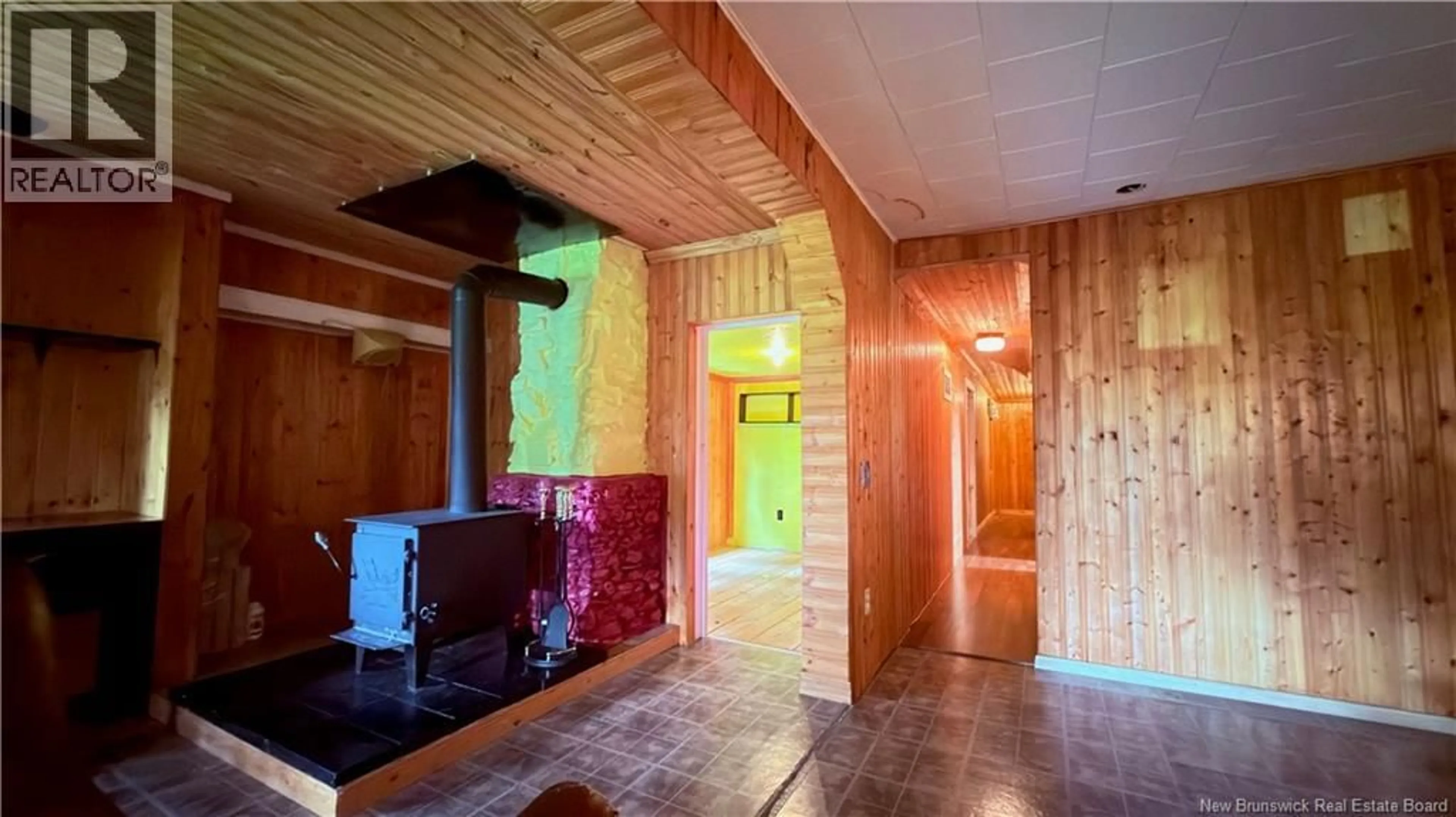 Indoor foyer for 501 ROUTE 530, Grande-Digue New Brunswick E4R5E1