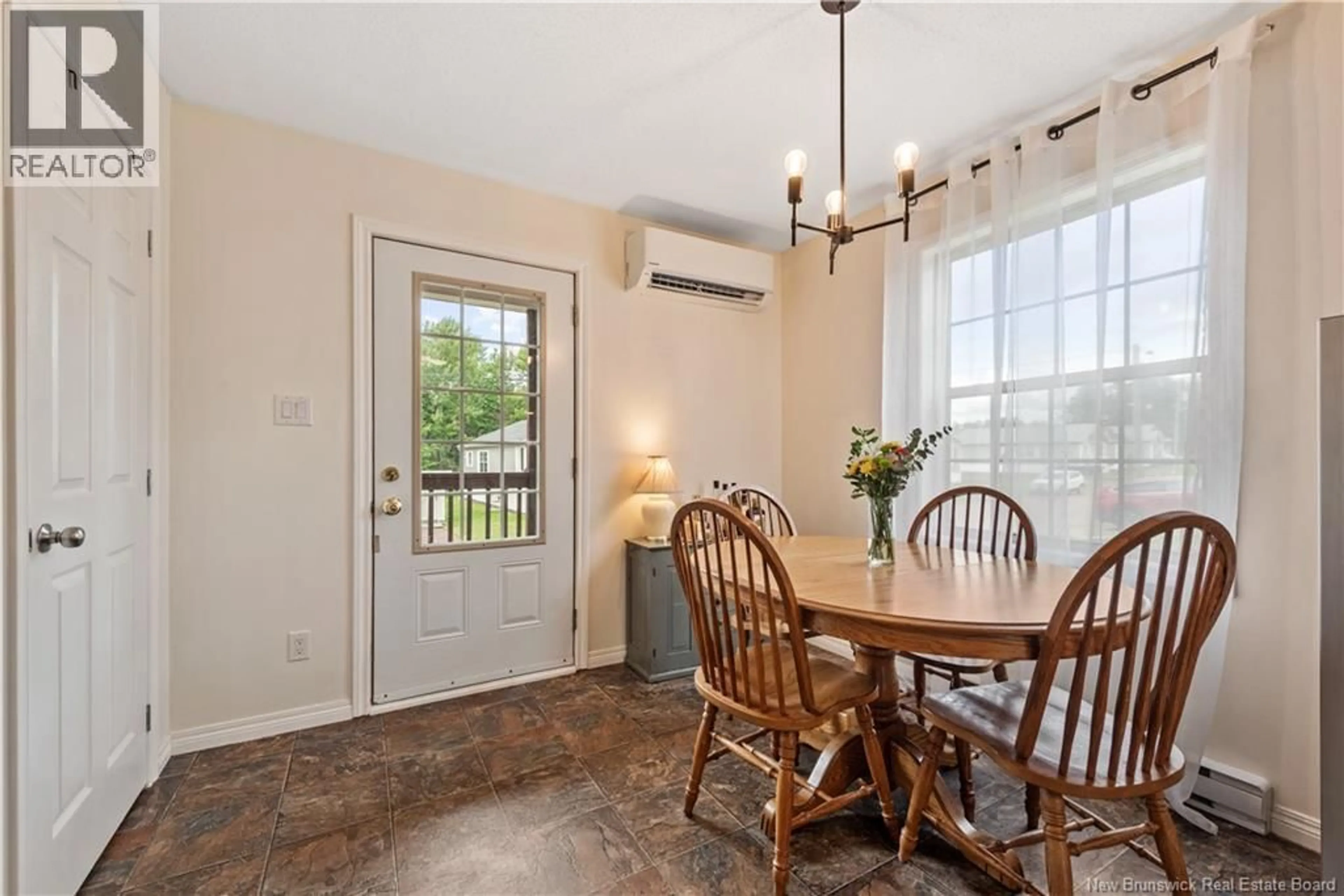 Dining room, unknown for 114 SEQUOIA DRIVE, Moncton New Brunswick E1E0A2
