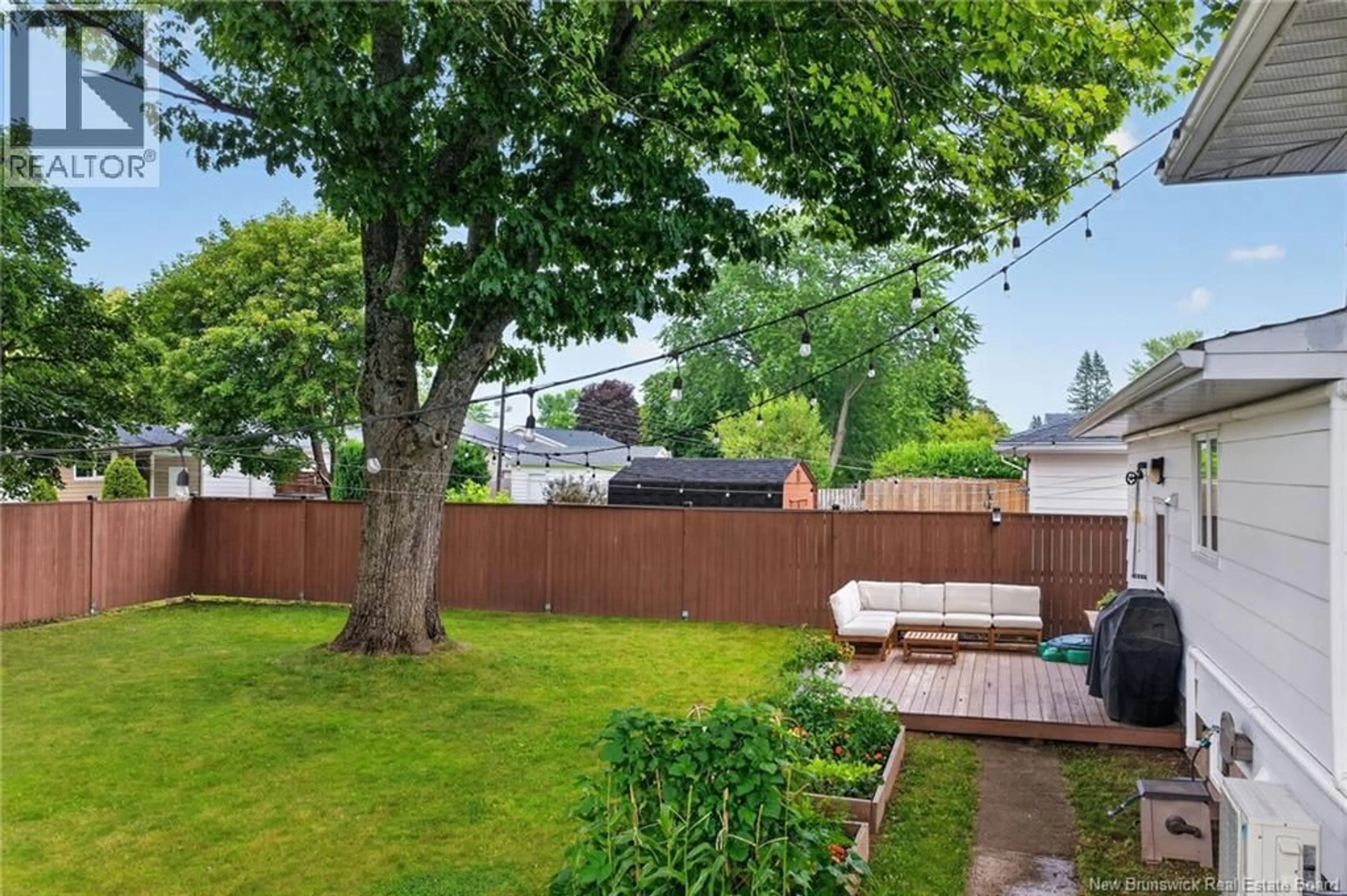Patio, street for 89 BESSBOROUGH AVENUE, Moncton New Brunswick E1E1P6