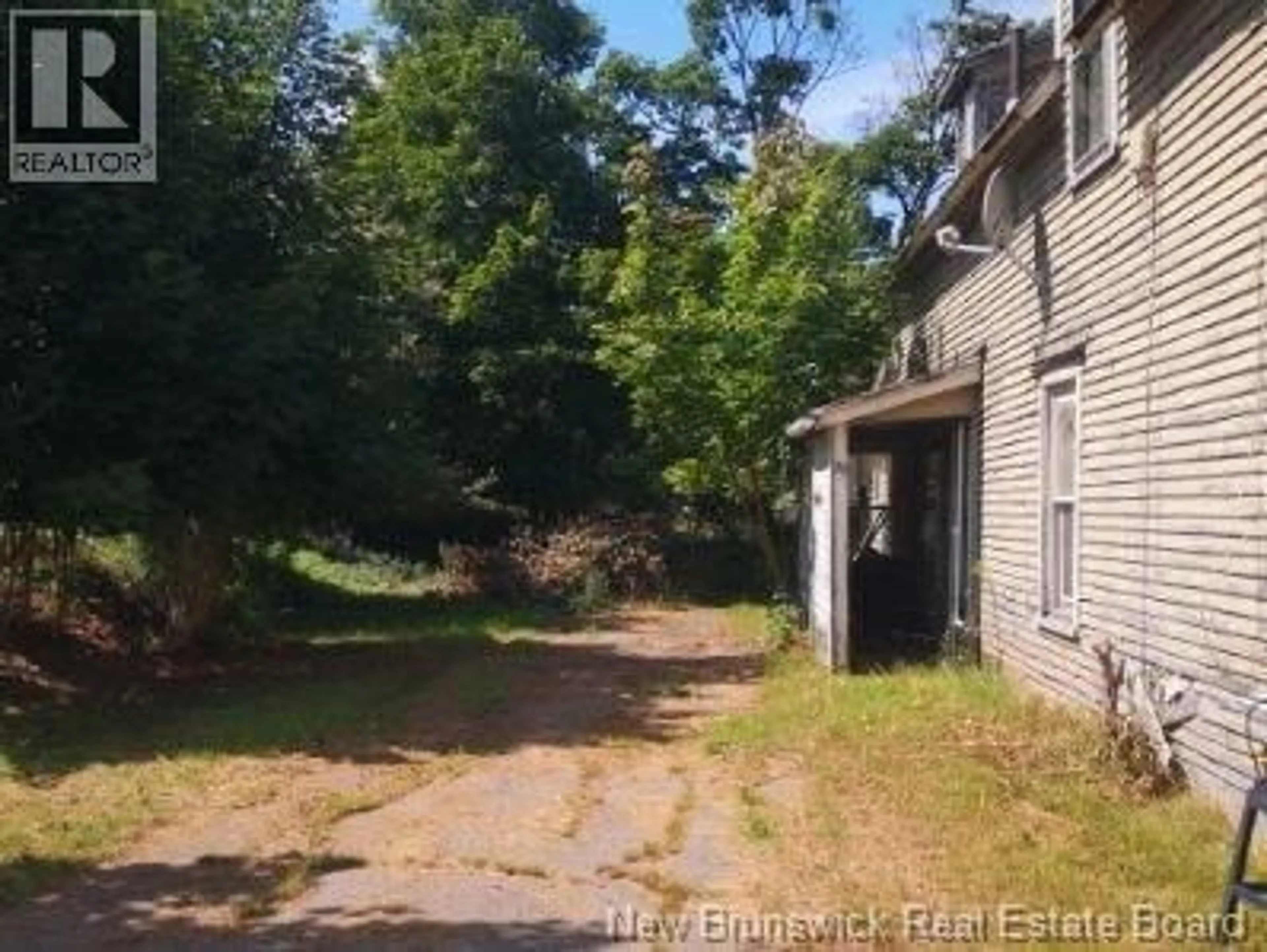 A pic from outside/outdoor area/front of a property/back of a property/a pic from drone, street for 79 O'CONNELL AVENUE, Sussex New Brunswick E4E1X1
