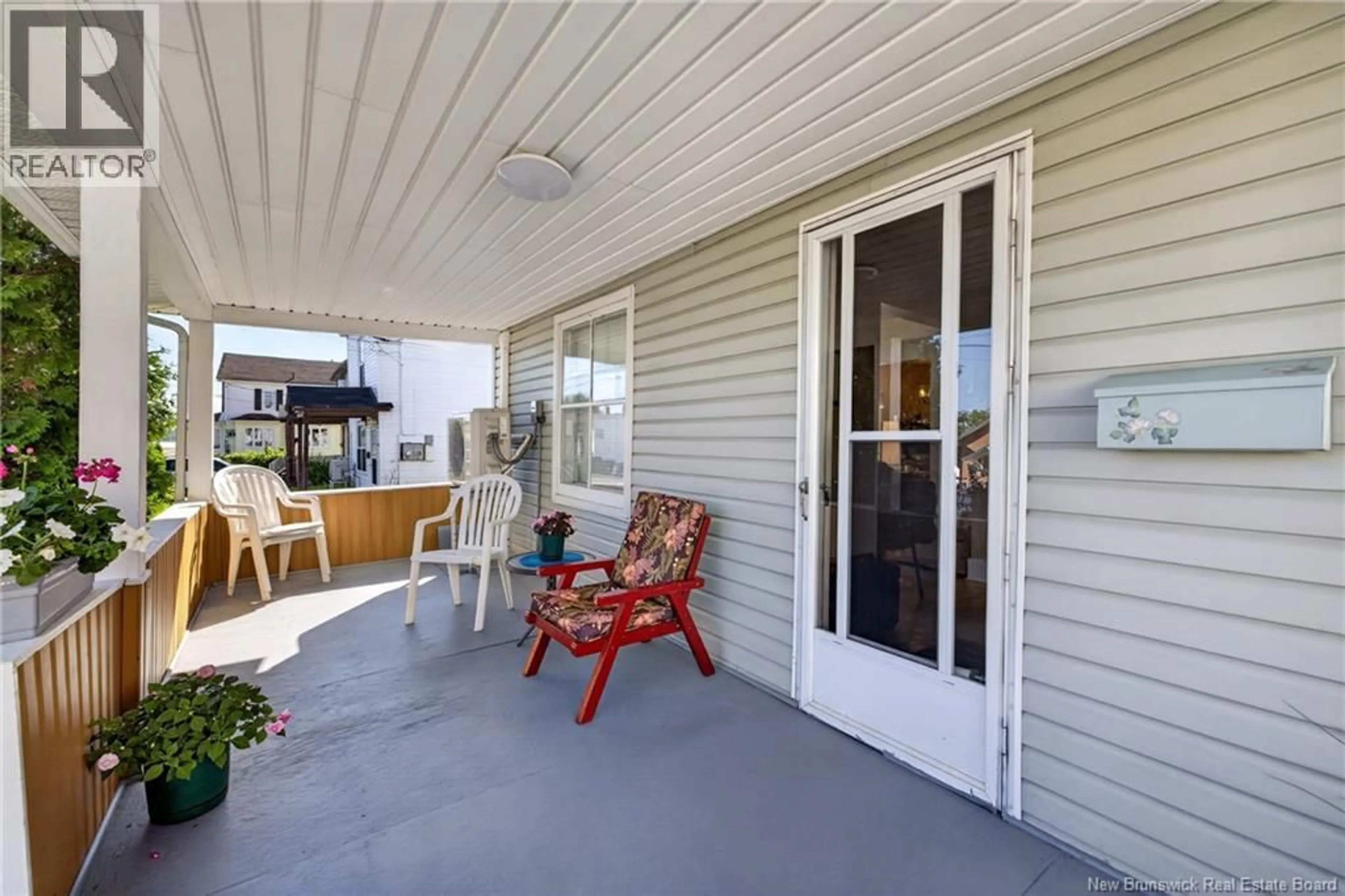 Patio, street for 316 ST ANDREW STREET, Bathurst New Brunswick E2A1C5