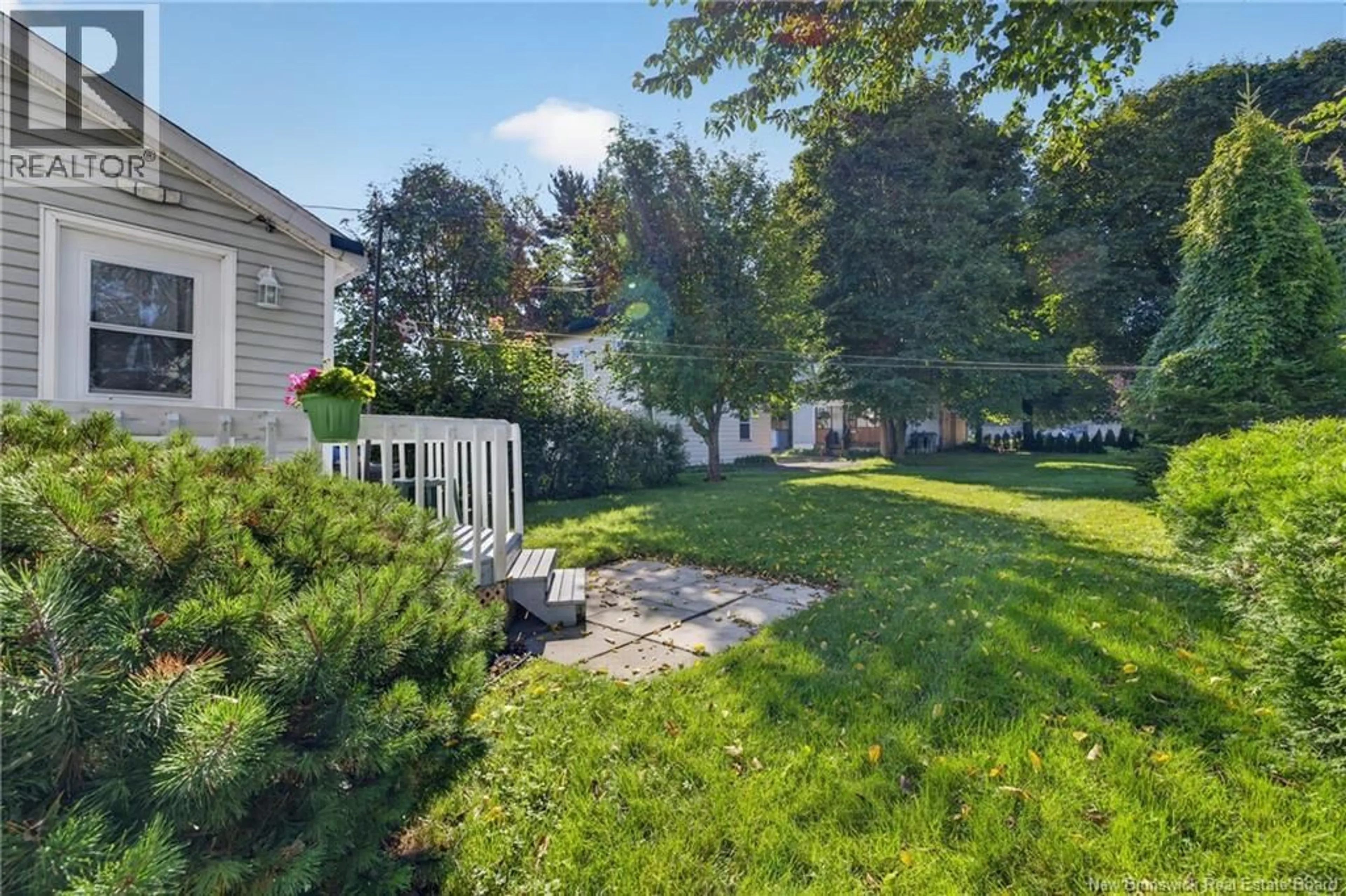 Patio, street for 316 ST ANDREW STREET, Bathurst New Brunswick E2A1C5