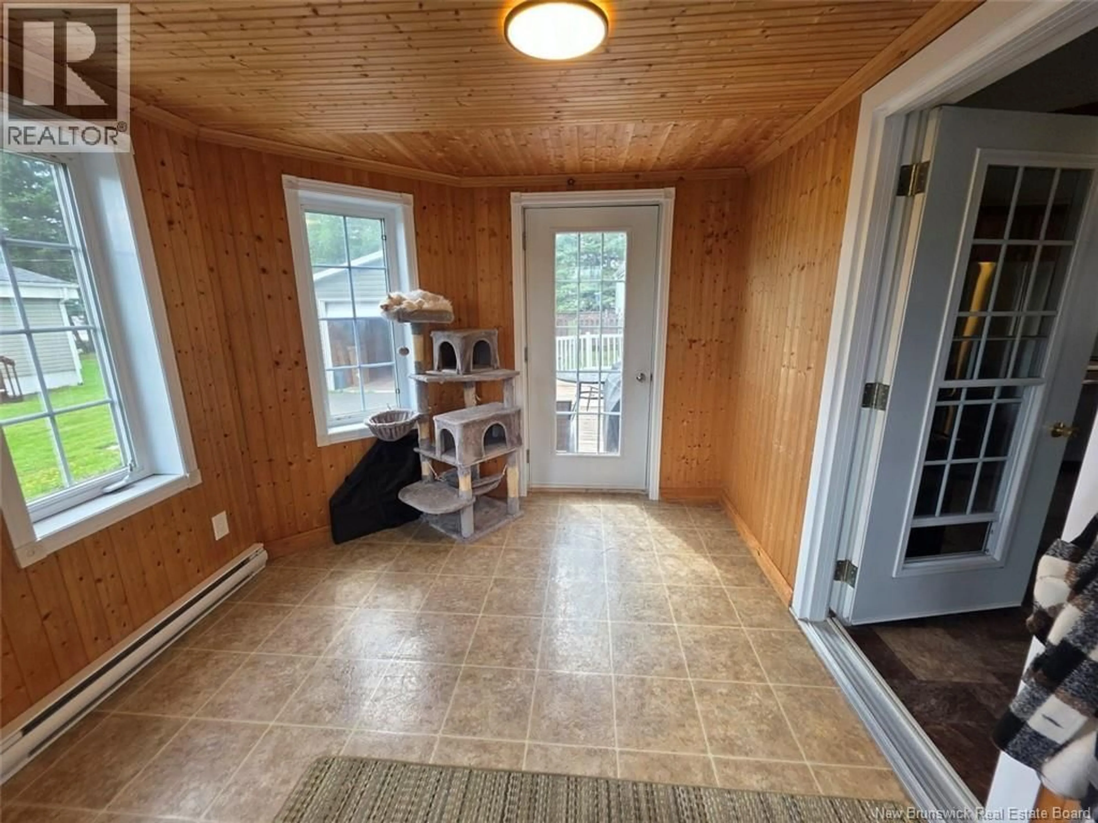Indoor entryway for 40 LAVALLEE STREET, Saint-Jacques New Brunswick E7B1T3