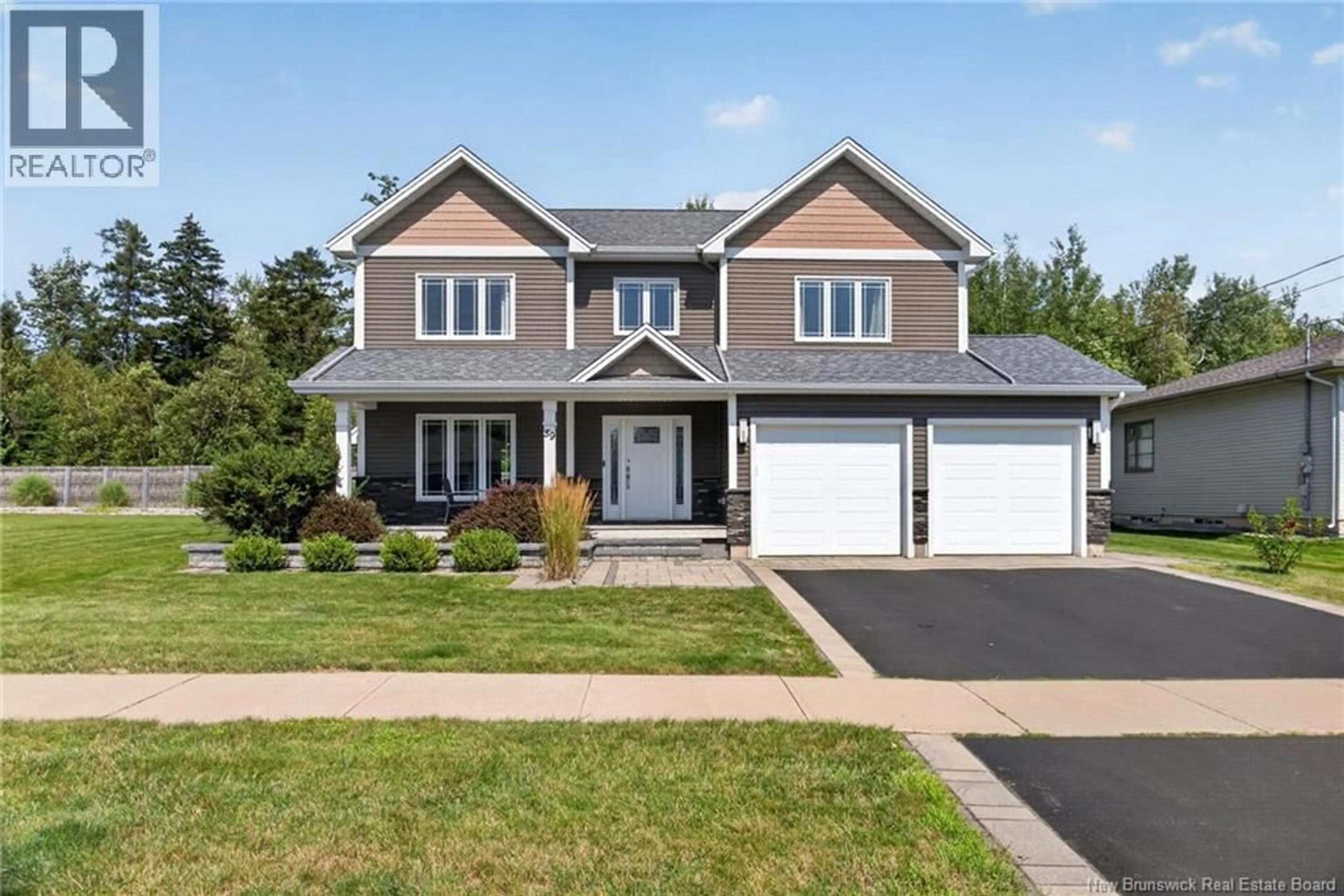 Home with vinyl exterior material, street for 59 WILMINGTON, Moncton New Brunswick E1A9L3