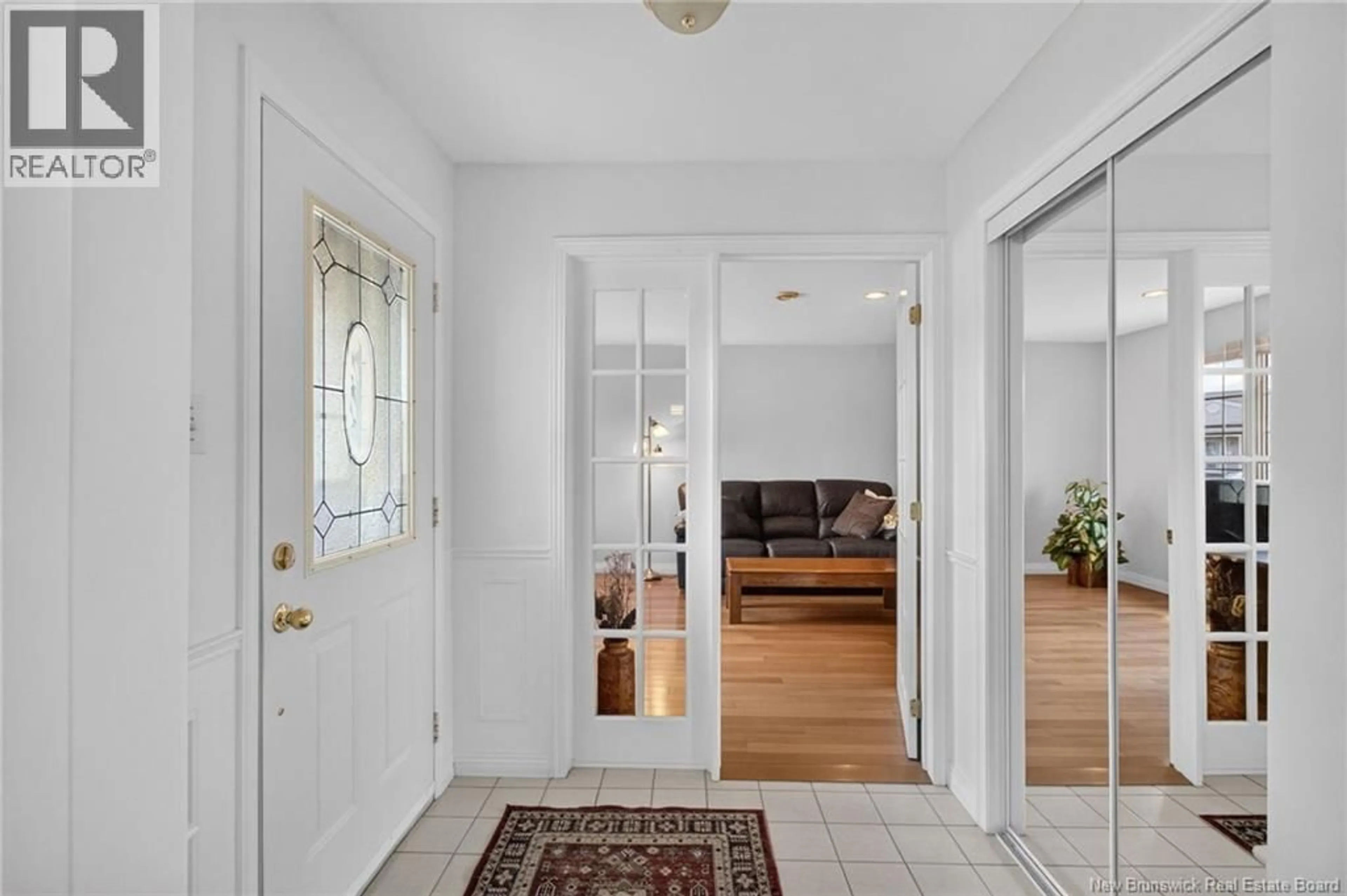 Indoor entryway for 268-180 ACADIE, Dieppe New Brunswick E1A6T2