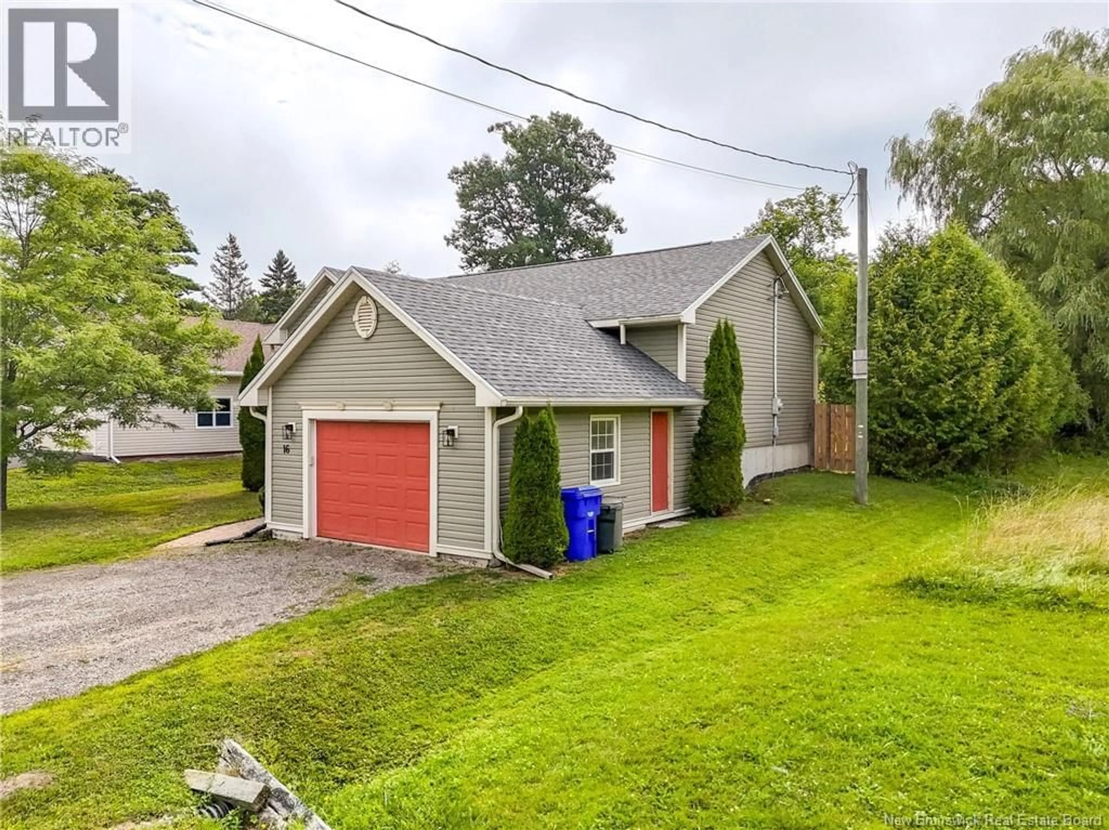 A pic from outside/outdoor area/front of a property/back of a property/a pic from drone, street for 16 HARTFORD STREET, St. Stephen New Brunswick E3A3A7