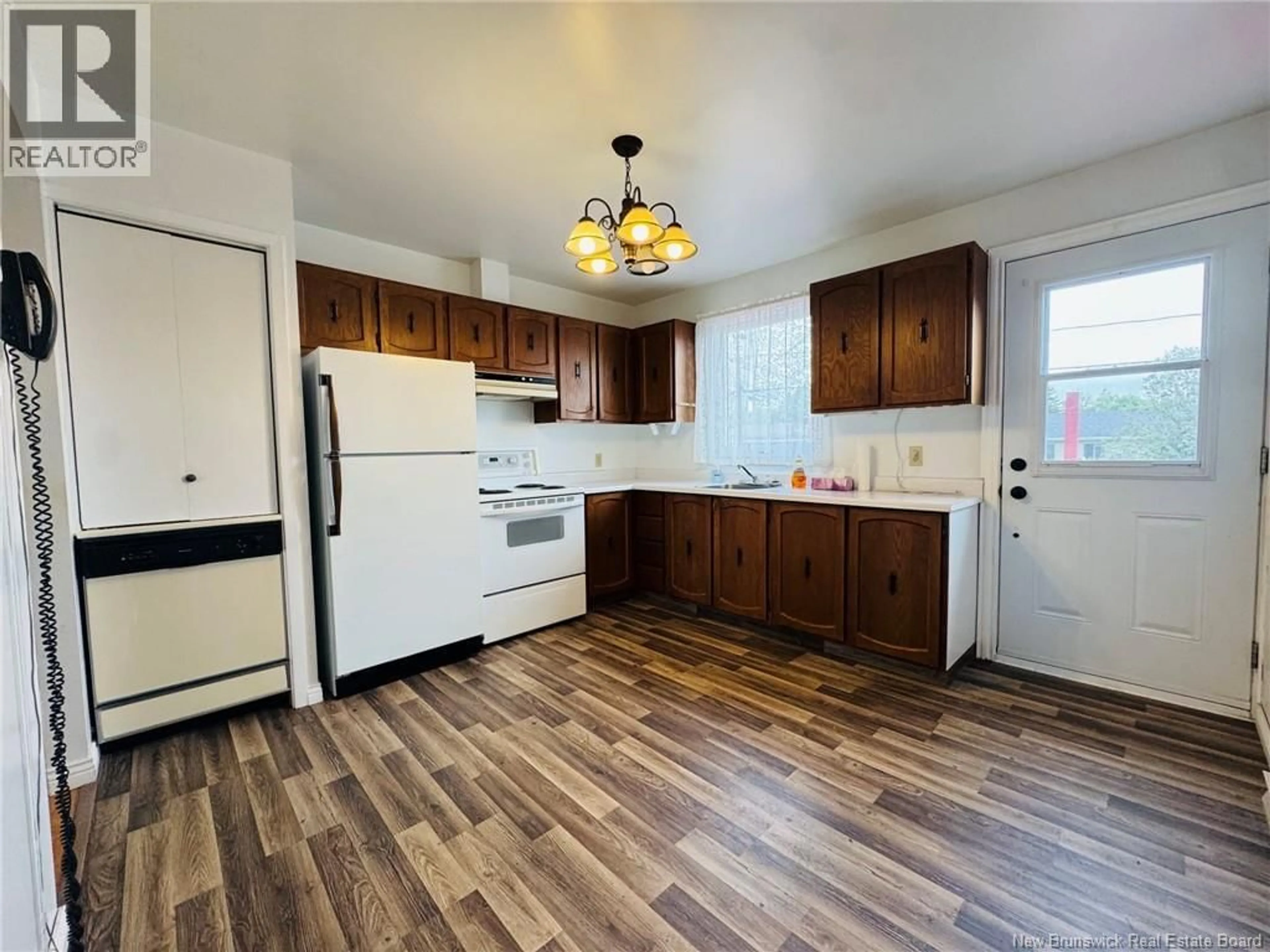 Standard kitchen, unknown for 293 DOVER STREET, Campbellton New Brunswick E3N3L5