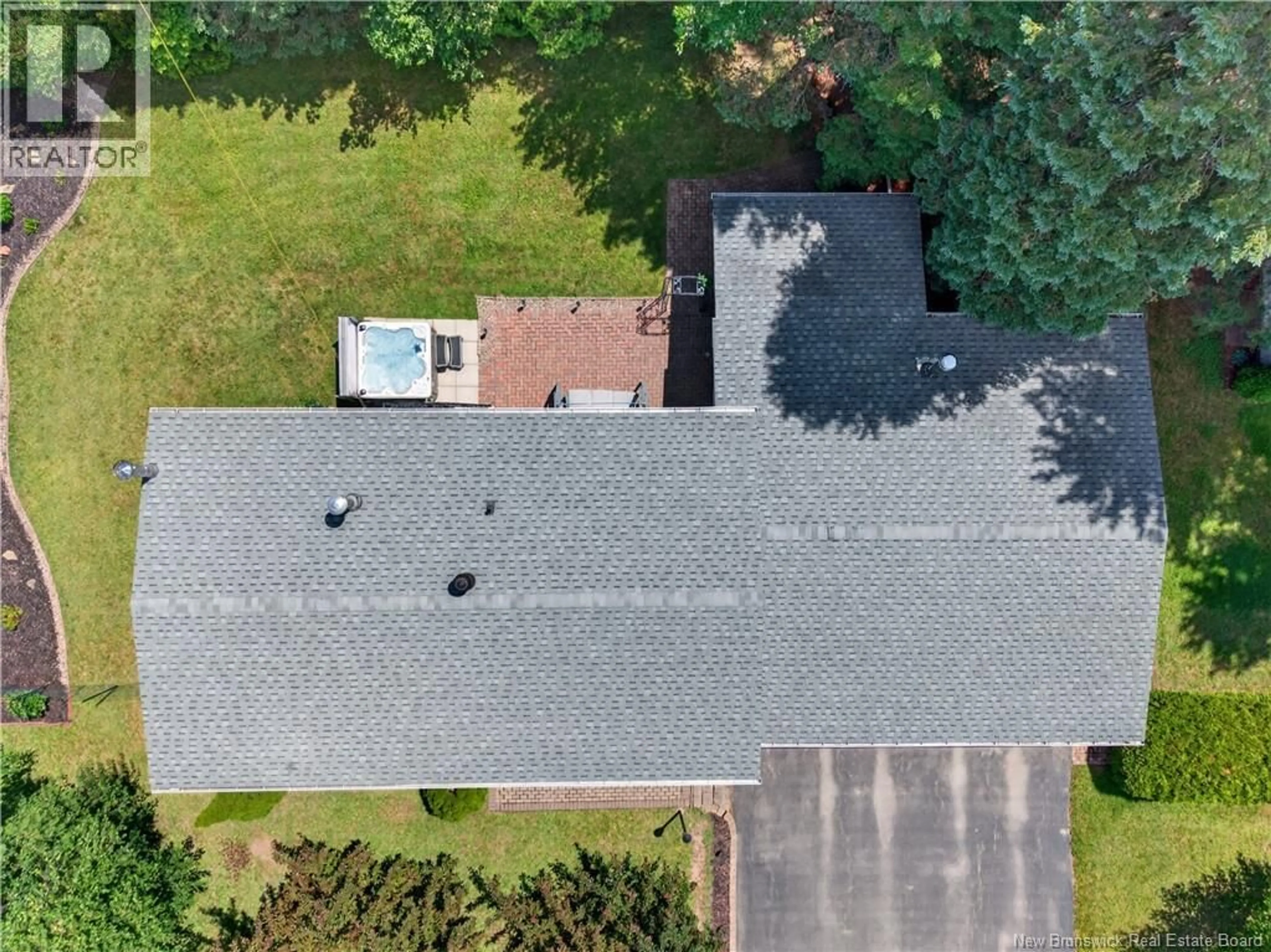 A pic from outside/outdoor area/front of a property/back of a property/a pic from drone, street for 358 MCKENNA AVENUE, Miramichi New Brunswick E1V1A6