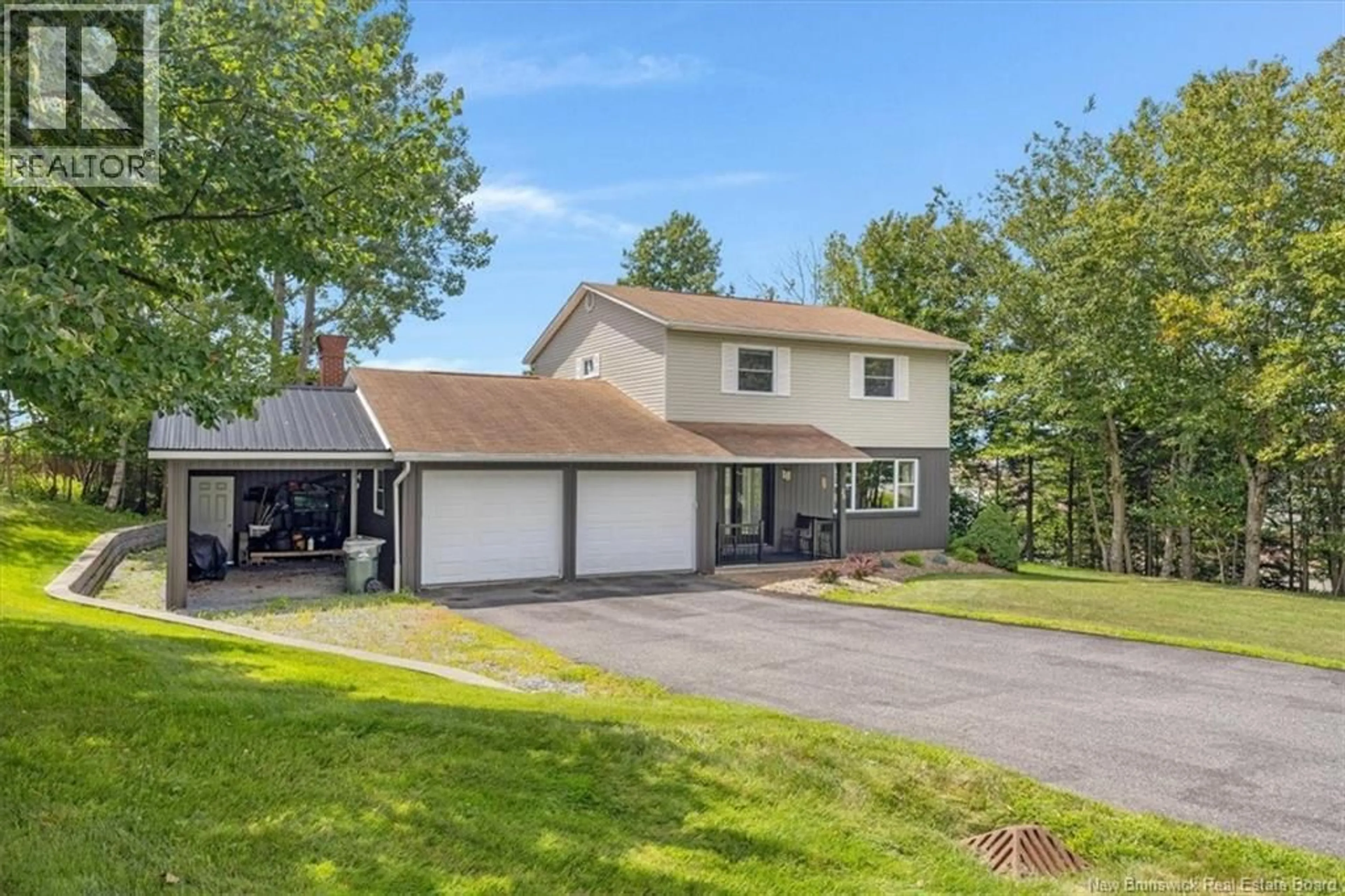 A pic from outside/outdoor area/front of a property/back of a property/a pic from drone, street for 16 BRAUN CRESCENT, Quispamsis New Brunswick E2E1A6