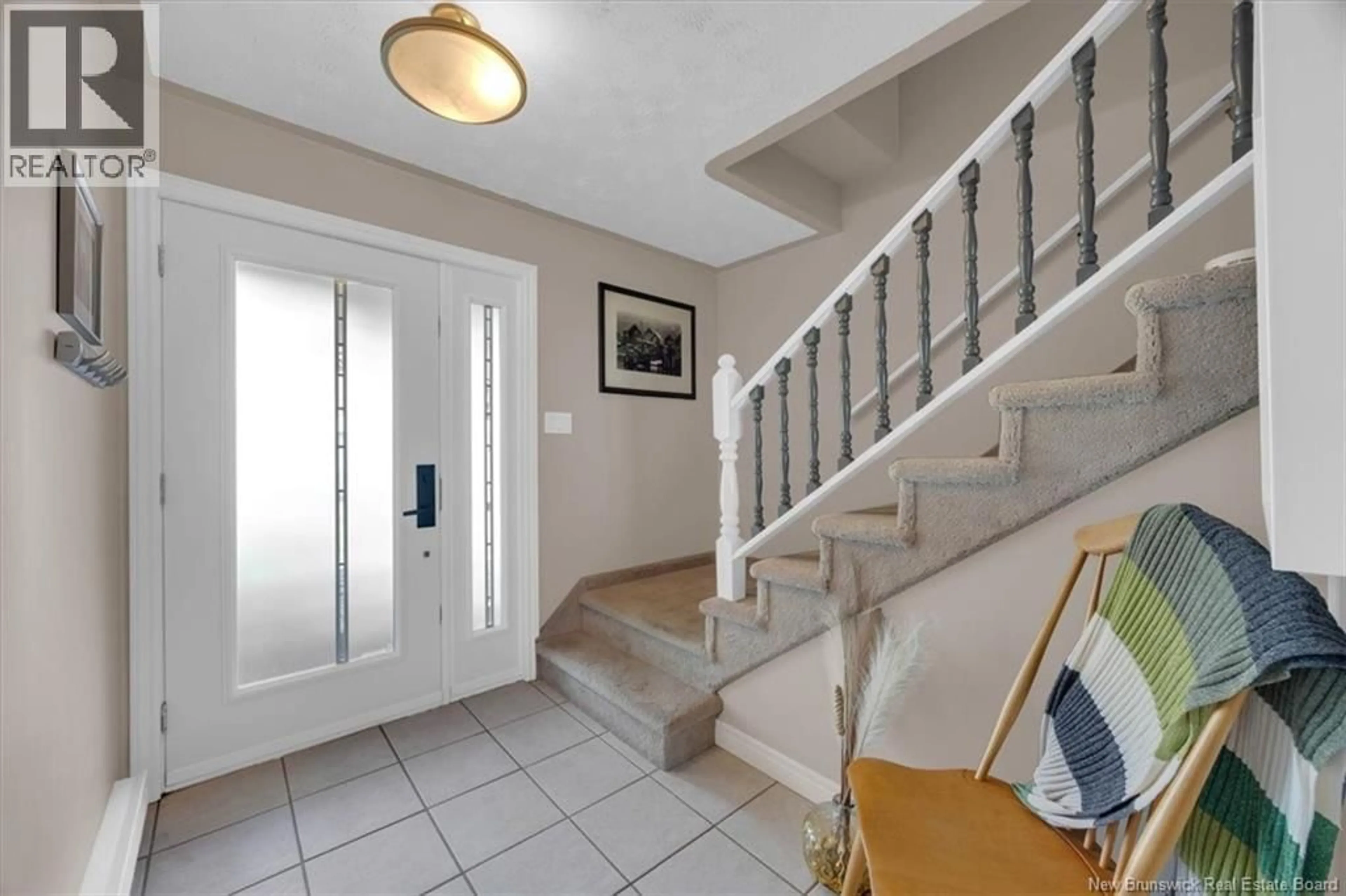 Indoor foyer for 16 BRAUN CRESCENT, Quispamsis New Brunswick E2E1A6