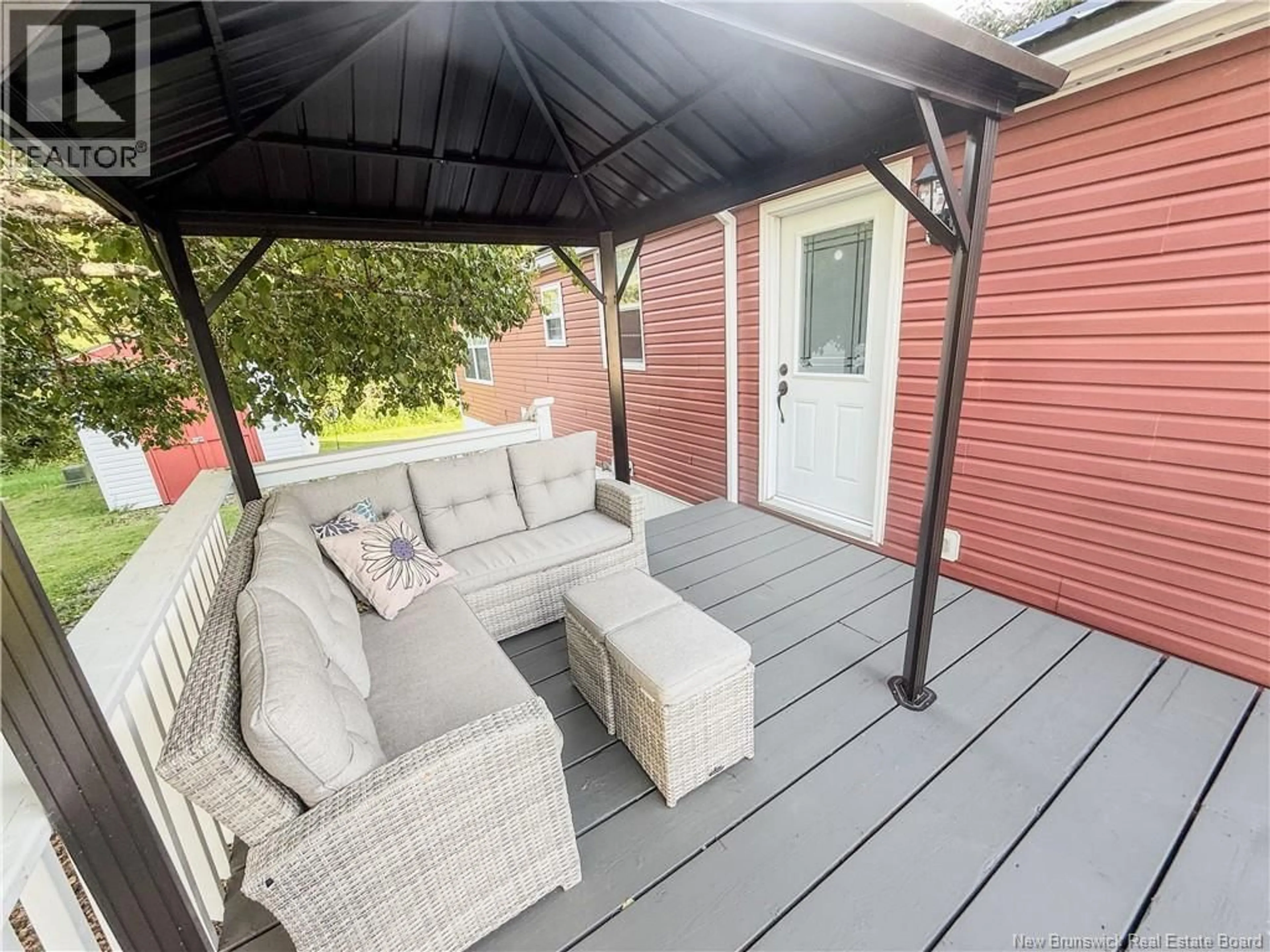 Patio, street for 36 FIRST STREET, Sussex Corner New Brunswick E4E5J3