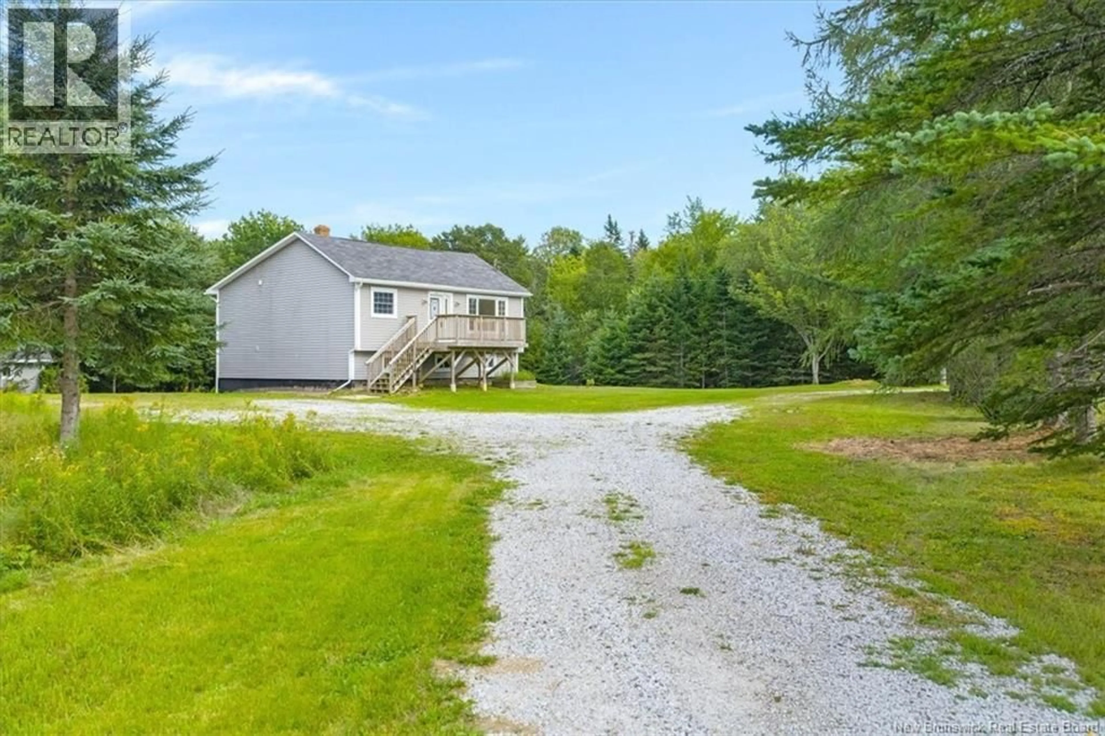 A pic from outside/outdoor area/front of a property/back of a property/a pic from drone, unknown for 152 HILL ROAD, Kingston New Brunswick E5N1H7
