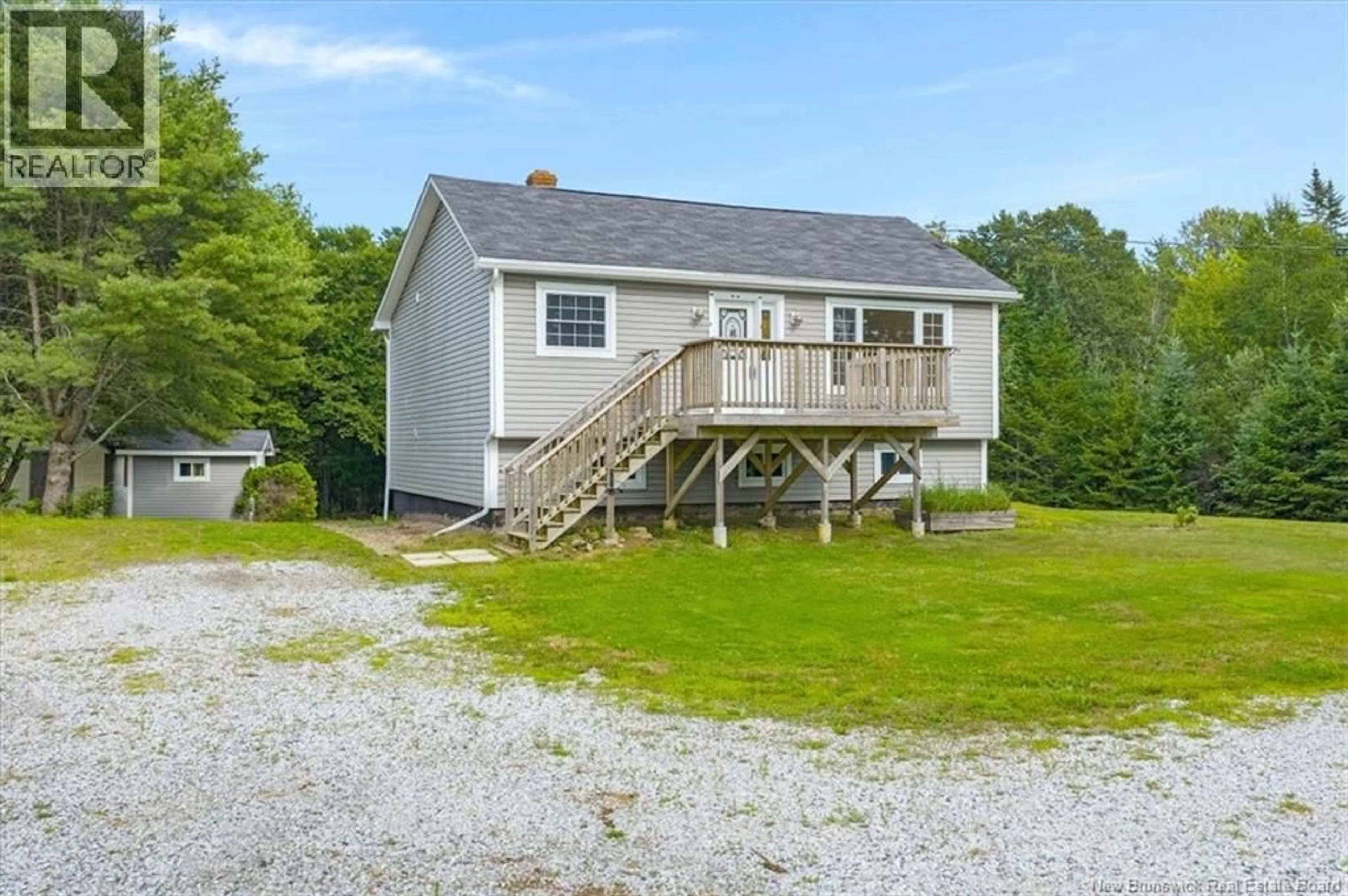 A pic from outside/outdoor area/front of a property/back of a property/a pic from drone, water/lake/river/ocean view for 152 HILL ROAD, Kingston New Brunswick E5N1H7