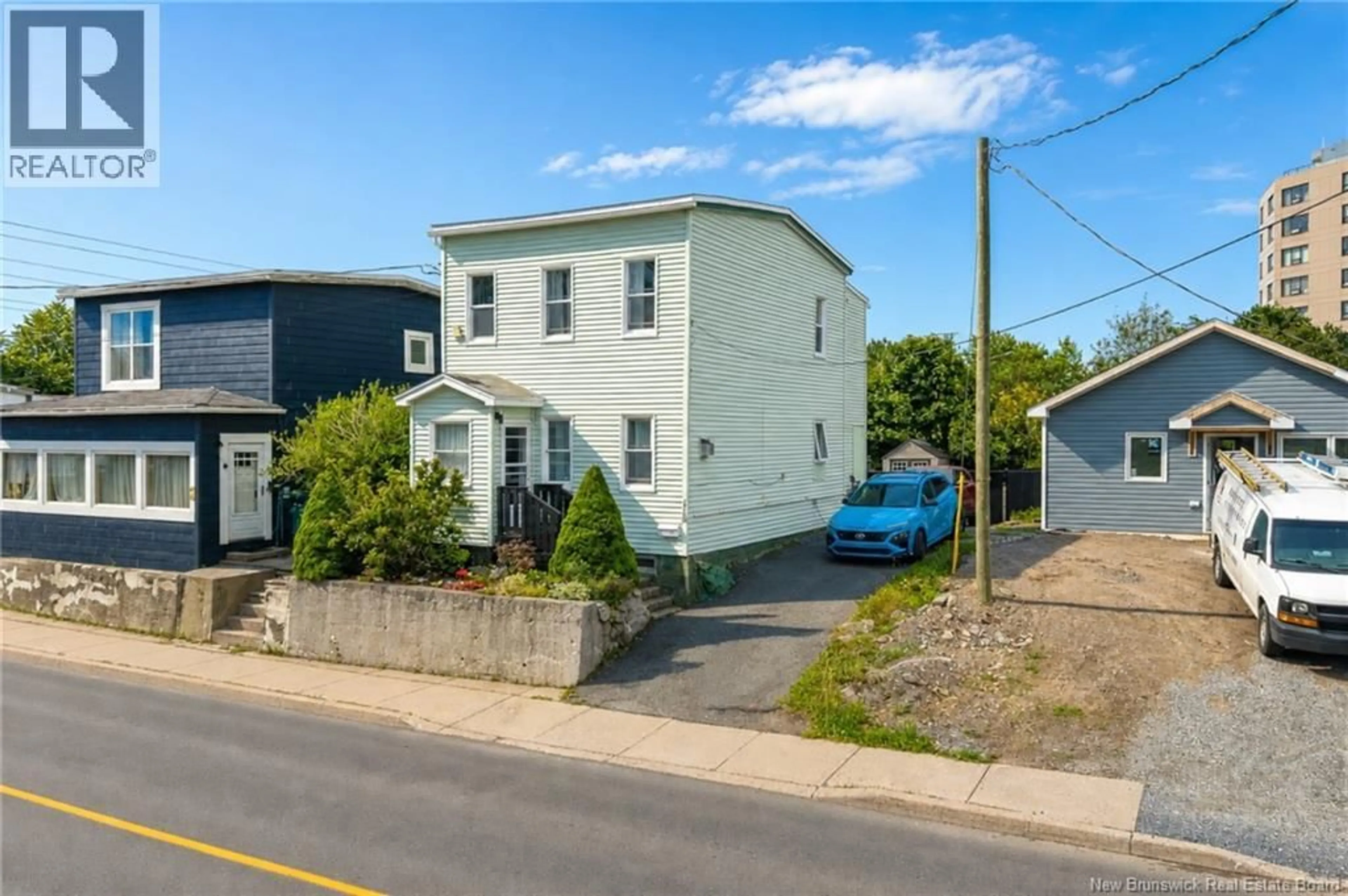 A pic from outside/outdoor area/front of a property/back of a property/a pic from drone, street for 118 MILLIDGE AVENUE, Saint John New Brunswick E2K2L9