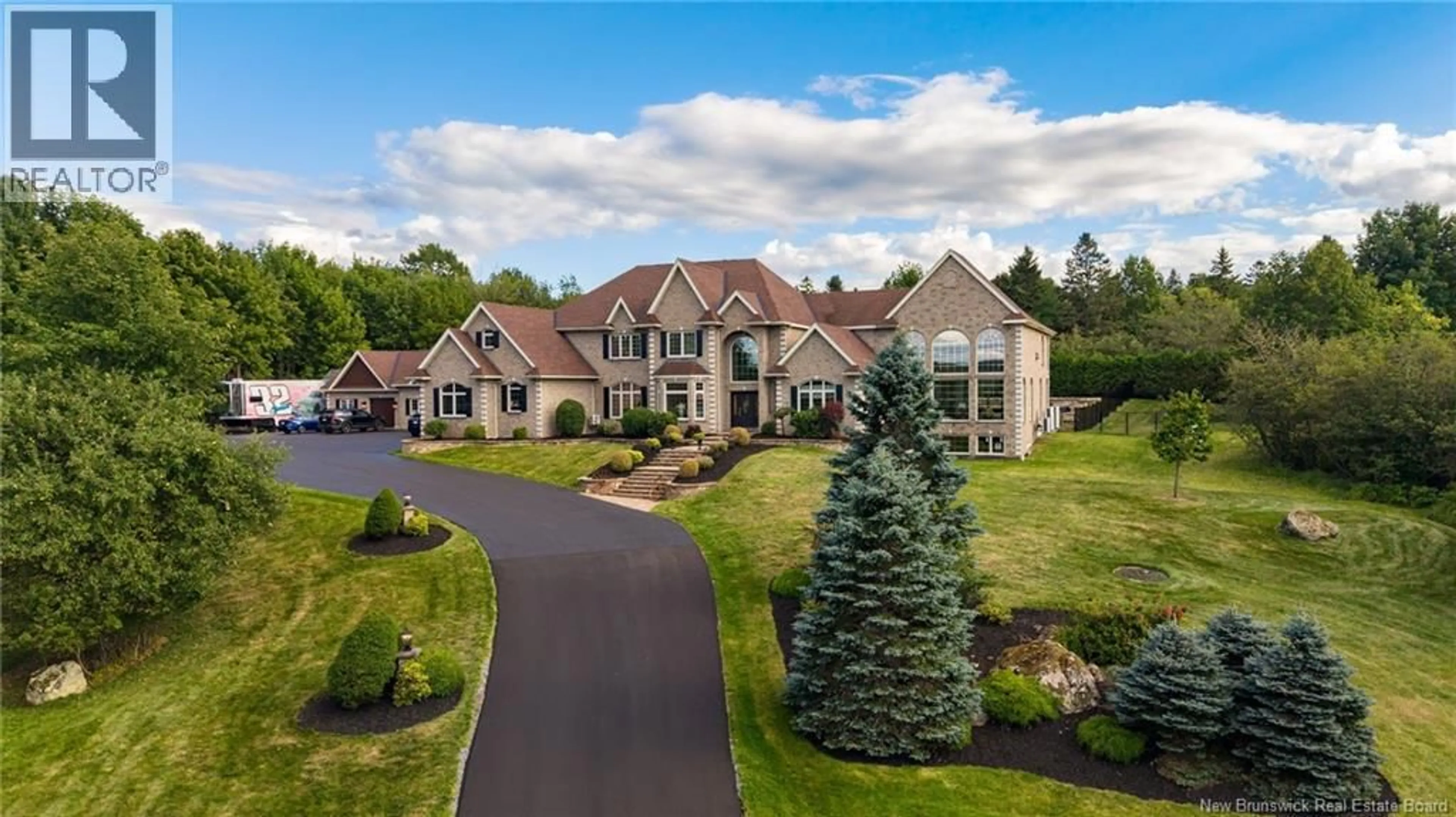A pic from outside/outdoor area/front of a property/back of a property/a pic from drone, unknown for 380 MODEL FARM ROAD, Quispamsis New Brunswick E2G1L8