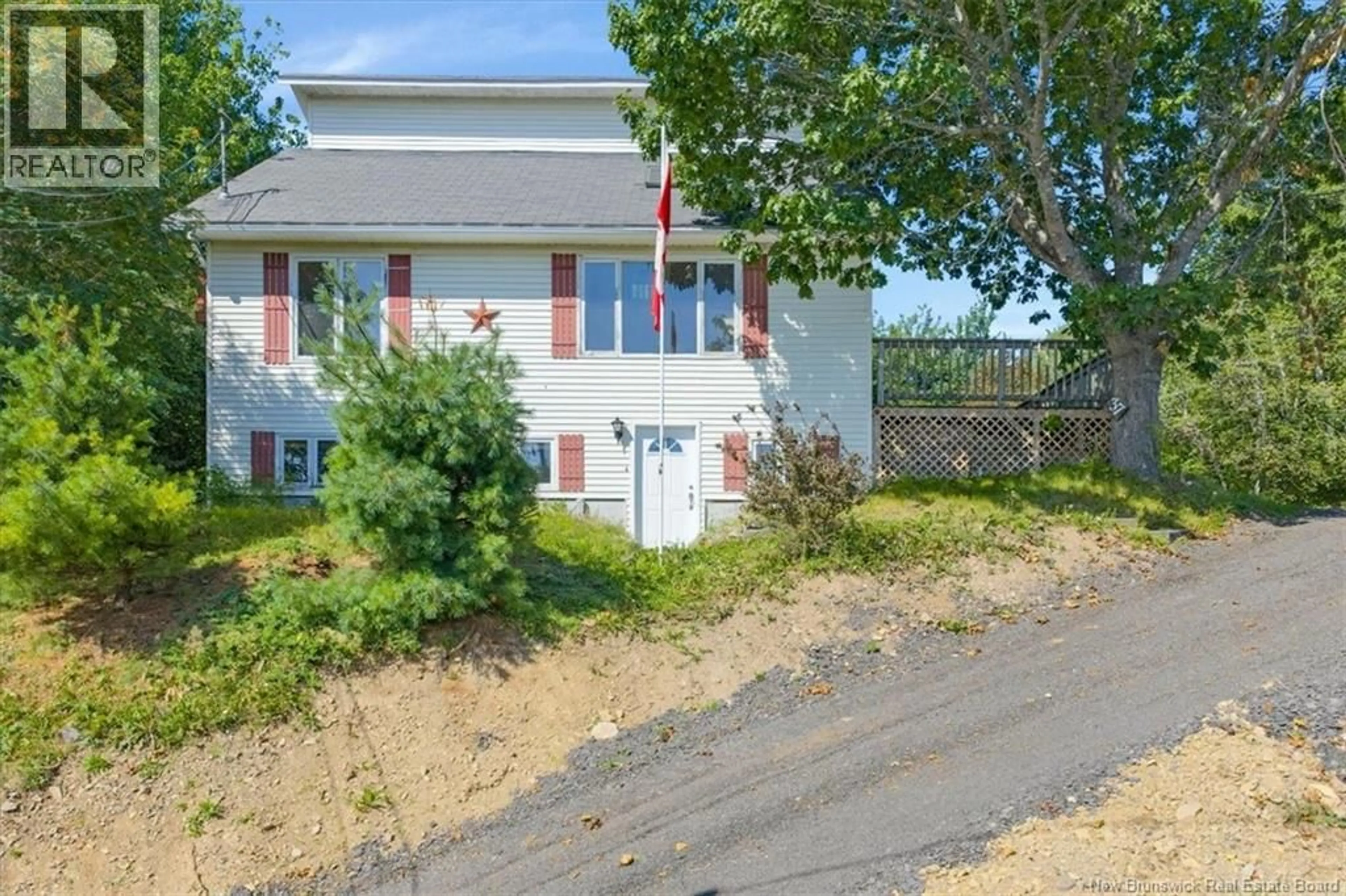A pic from outside/outdoor area/front of a property/back of a property/a pic from drone, building for 37 WOOLASTOOK DRIVE, Grand Bay-Westfield New Brunswick E5K1R4
