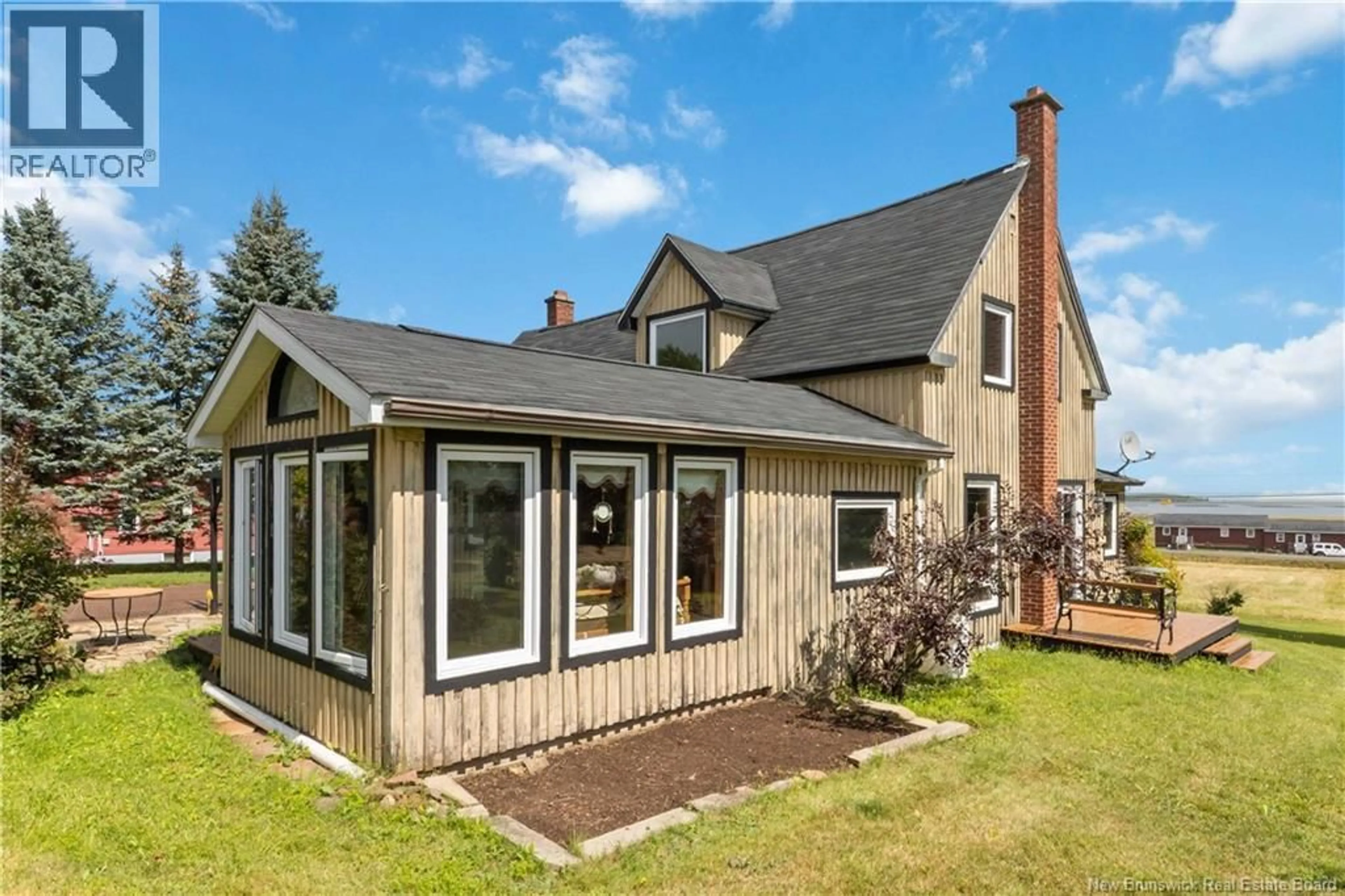 Home with vinyl exterior material, building for 2859 ROUTE 535 ROUTE, Cocagne New Brunswick E4R3E2
