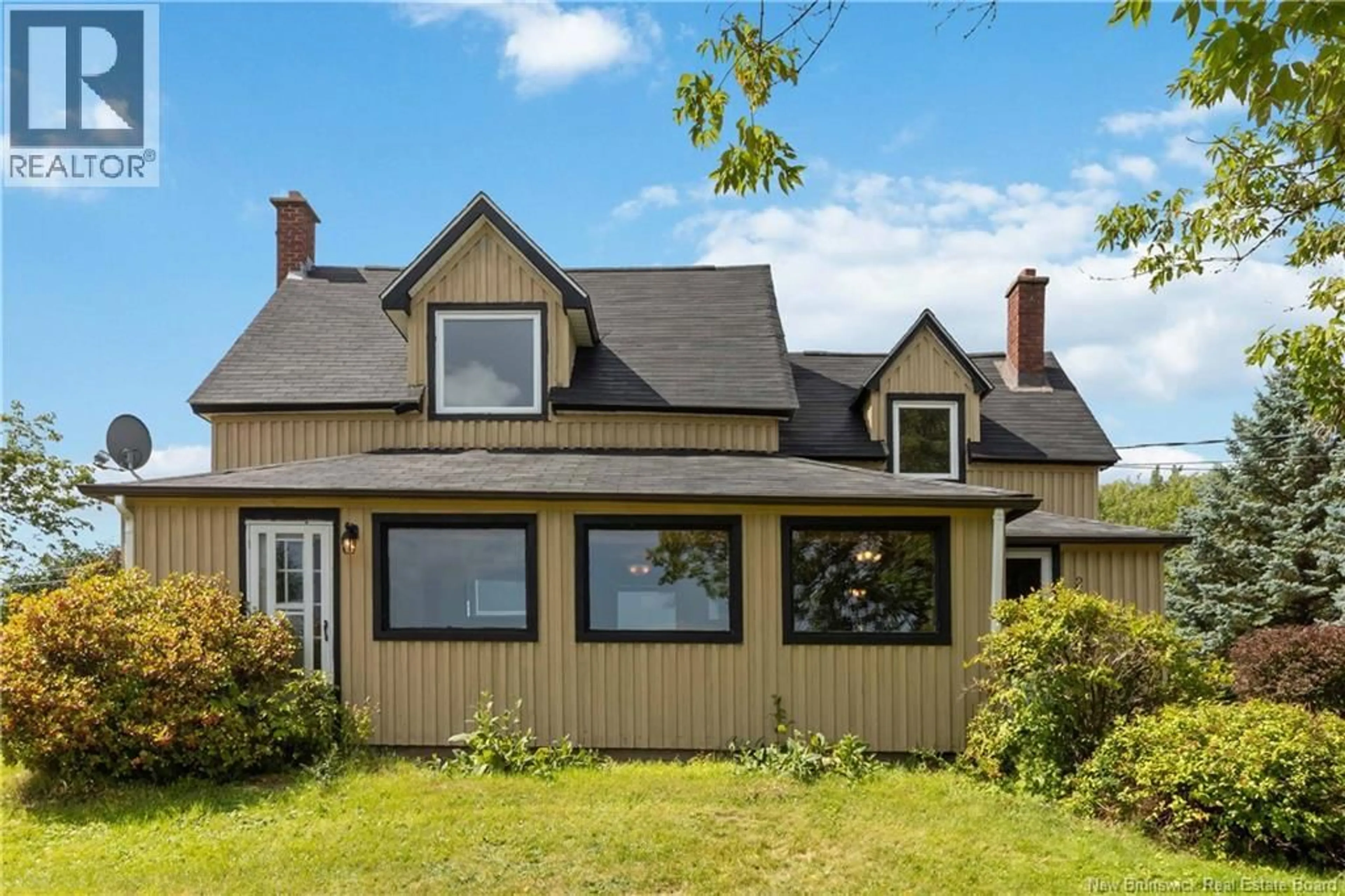 Home with vinyl exterior material, street for 2859 ROUTE 535 ROUTE, Cocagne New Brunswick E4R3E2