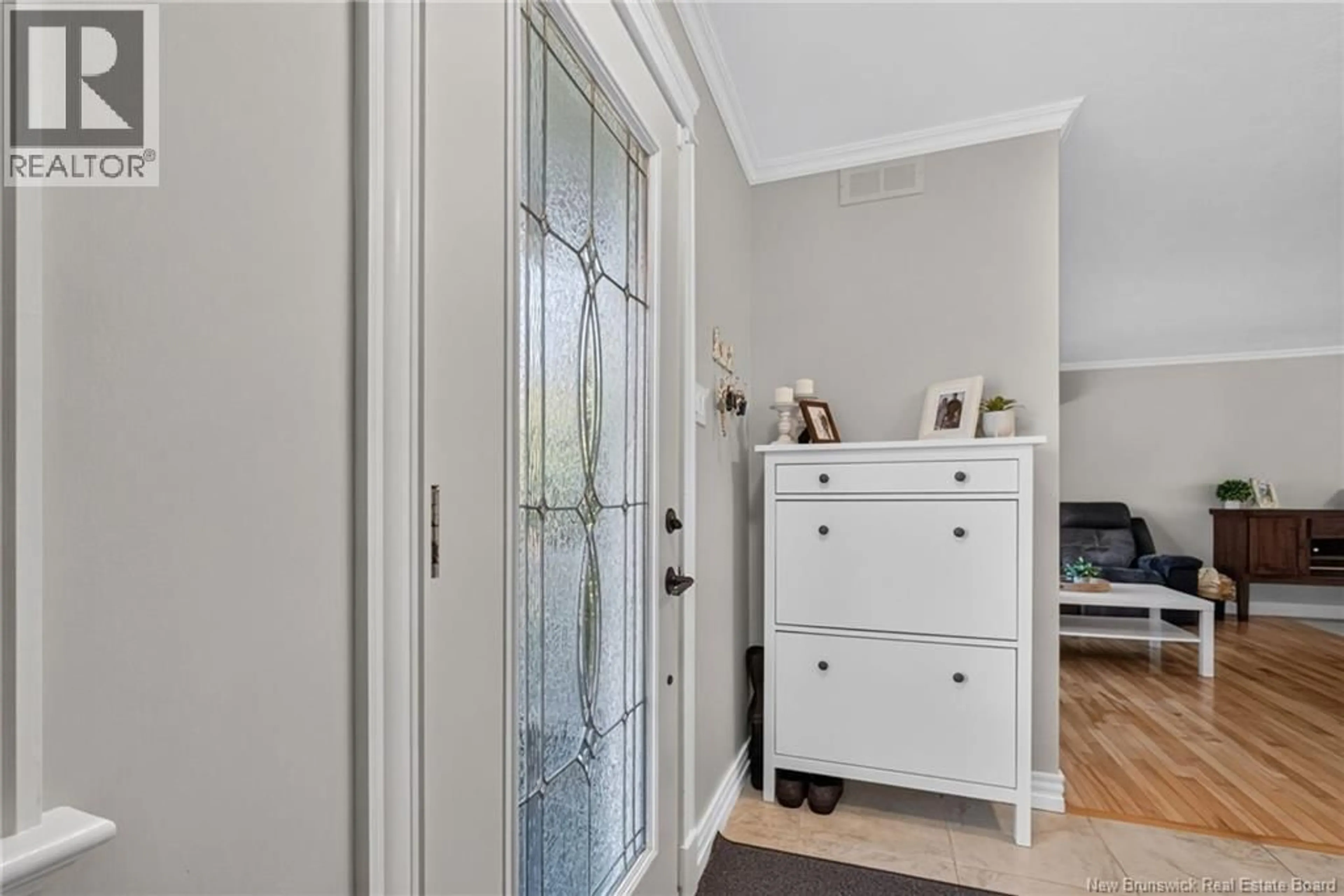 Indoor entryway for 17 ZOEL STREET, Dieppe New Brunswick E1A0E5