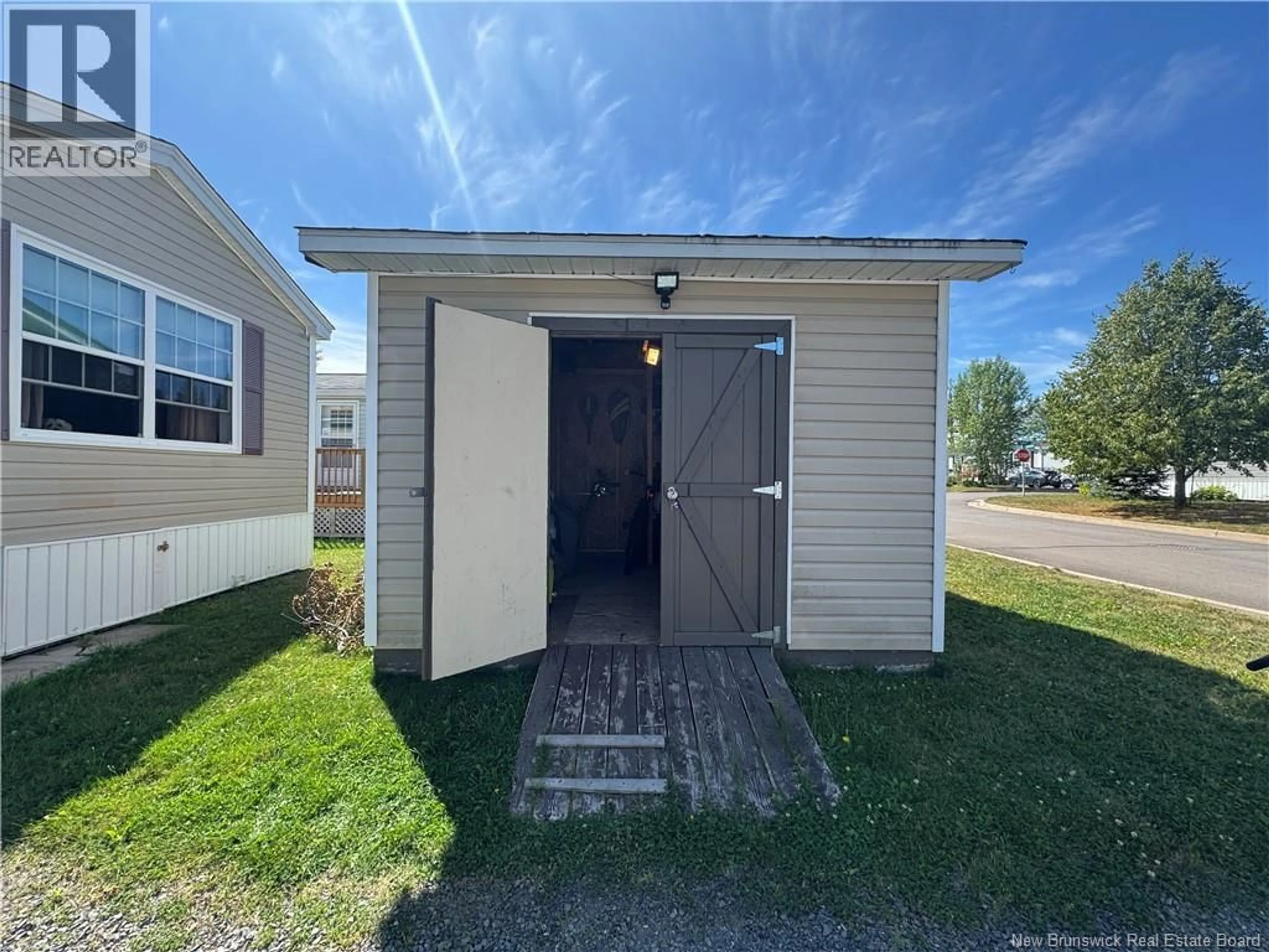 Shed for 110 DOUGNORTH STREET, Fredericton New Brunswick E3G0X2