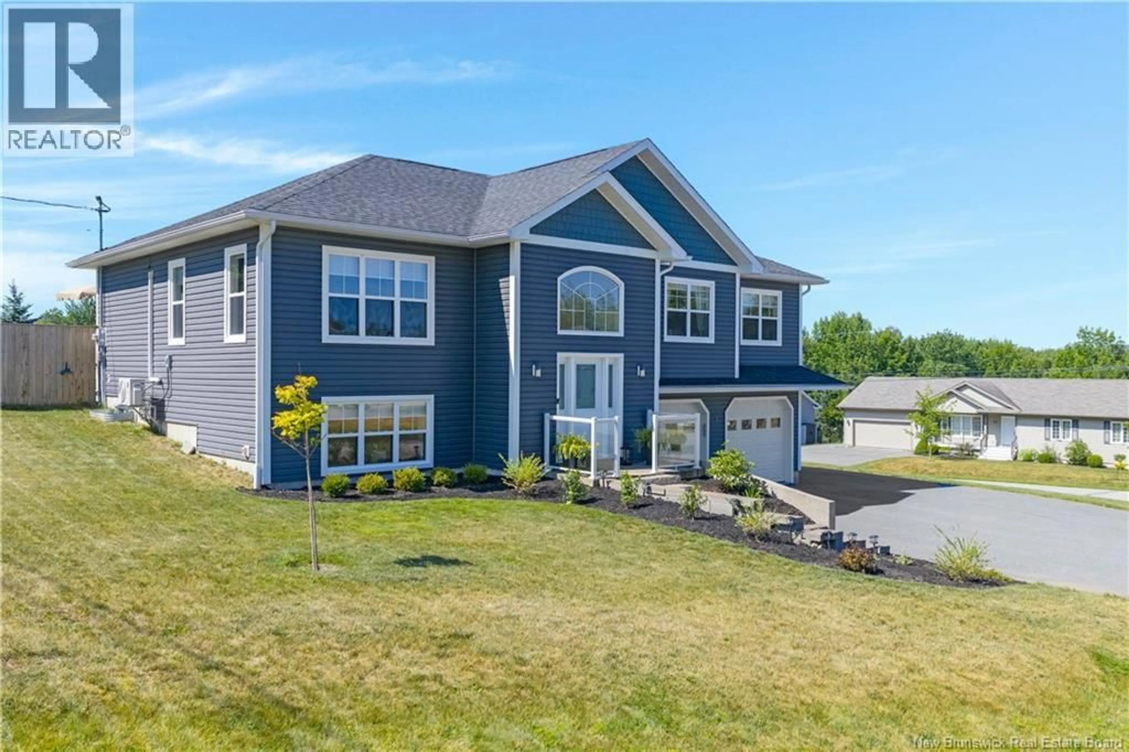 Home with vinyl exterior material, unknown for 4 CHARTWELL COURT, Quispamsis New Brunswick E2G0K2