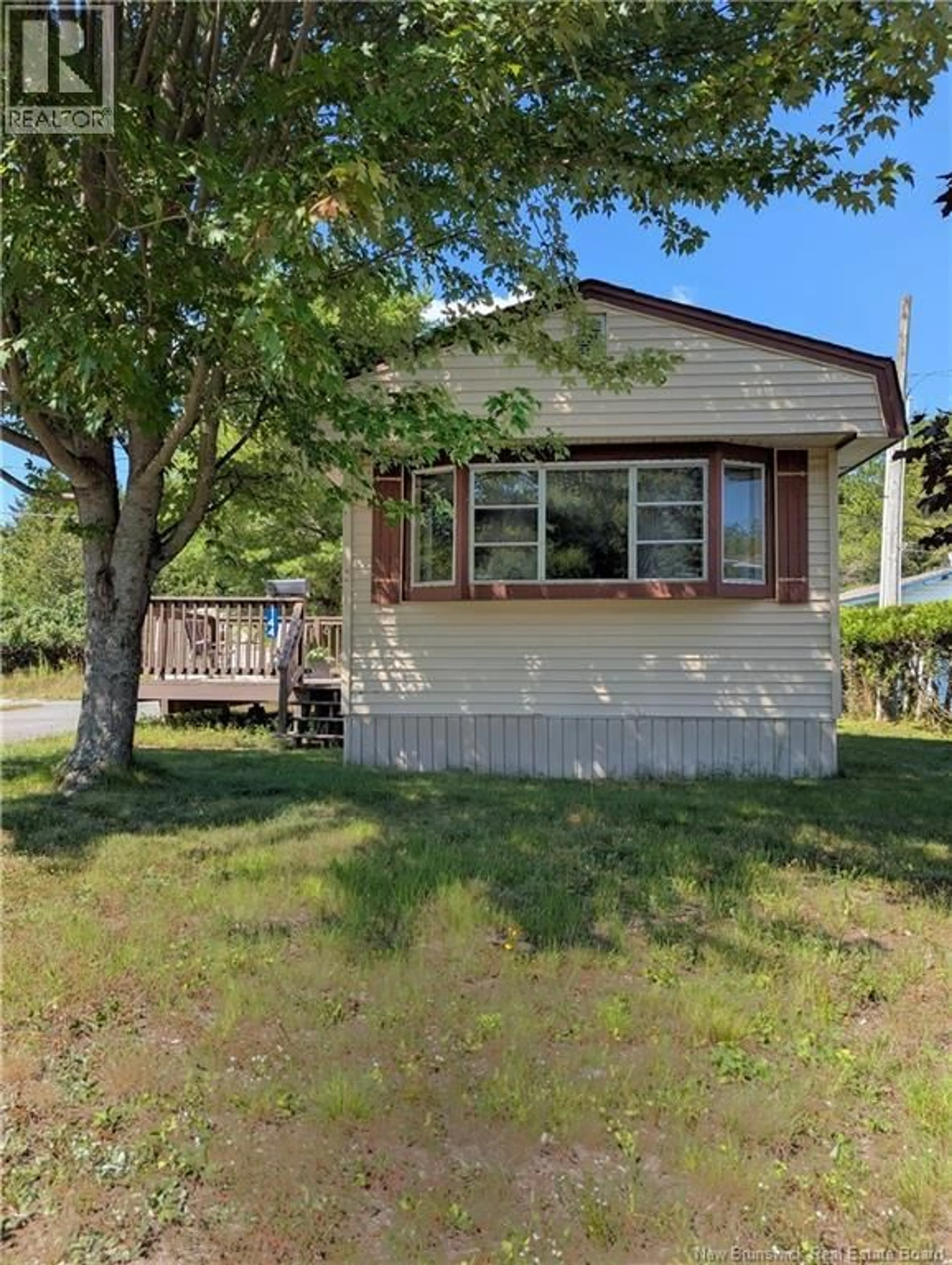 Unknown for 144 CONIFER, Saint John New Brunswick E2K4T2