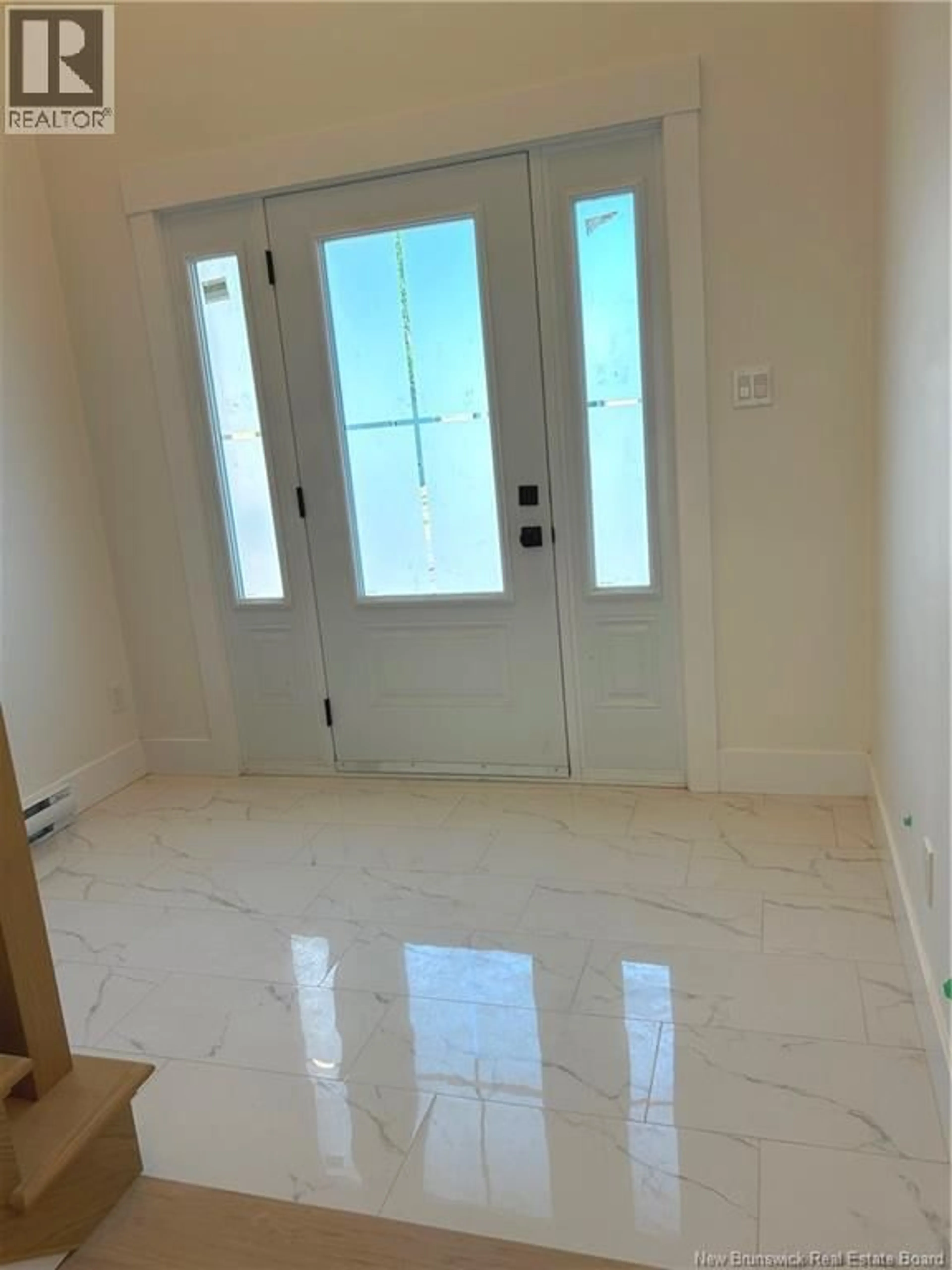 Indoor entryway for 58 RACHEL, Moncton New Brunswick E1G2V5