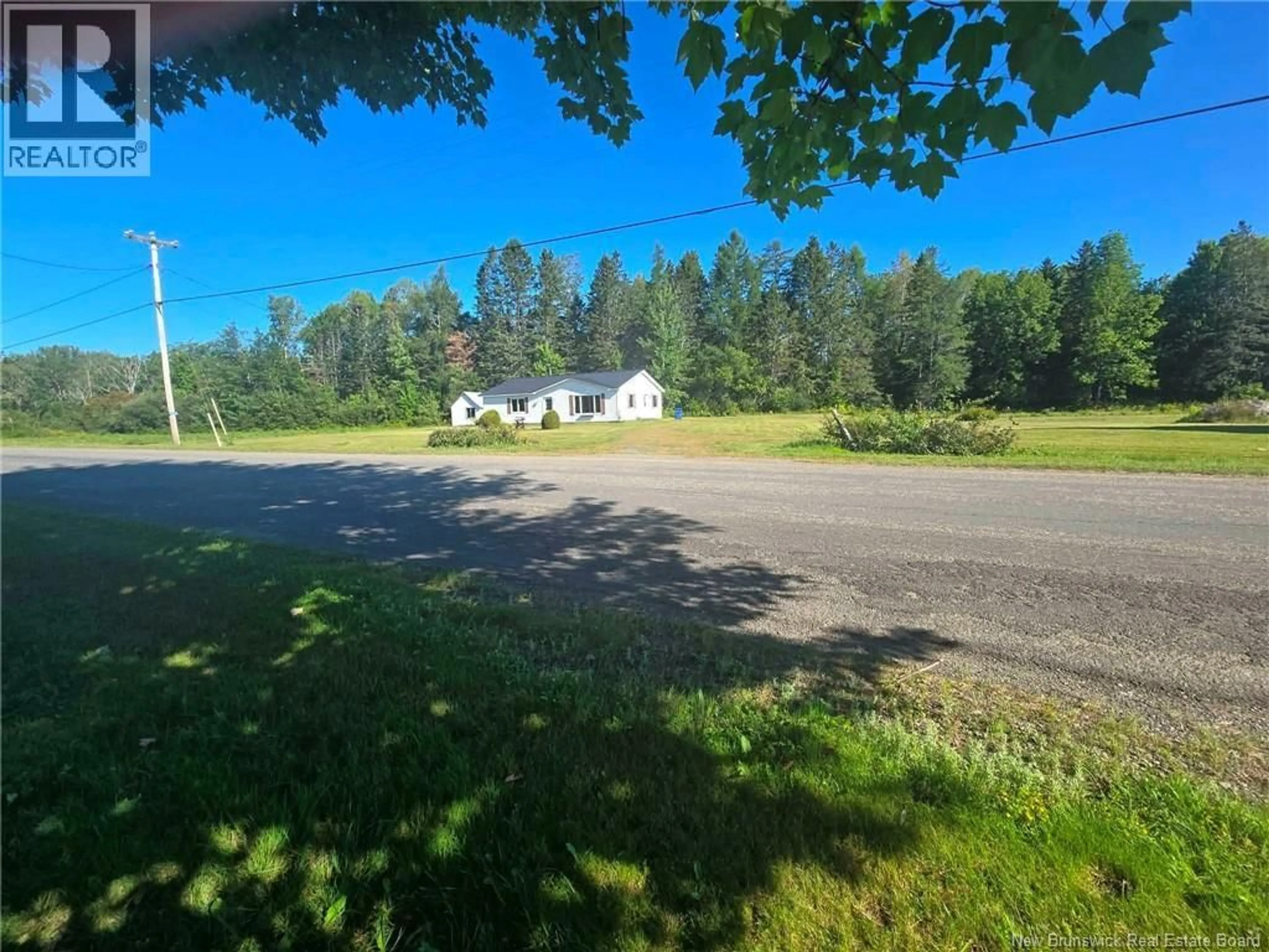 A pic from outside/outdoor area/front of a property/back of a property/a pic from drone, unknown for 4338 122 ROUTE, Fosterville New Brunswick E6H2A6