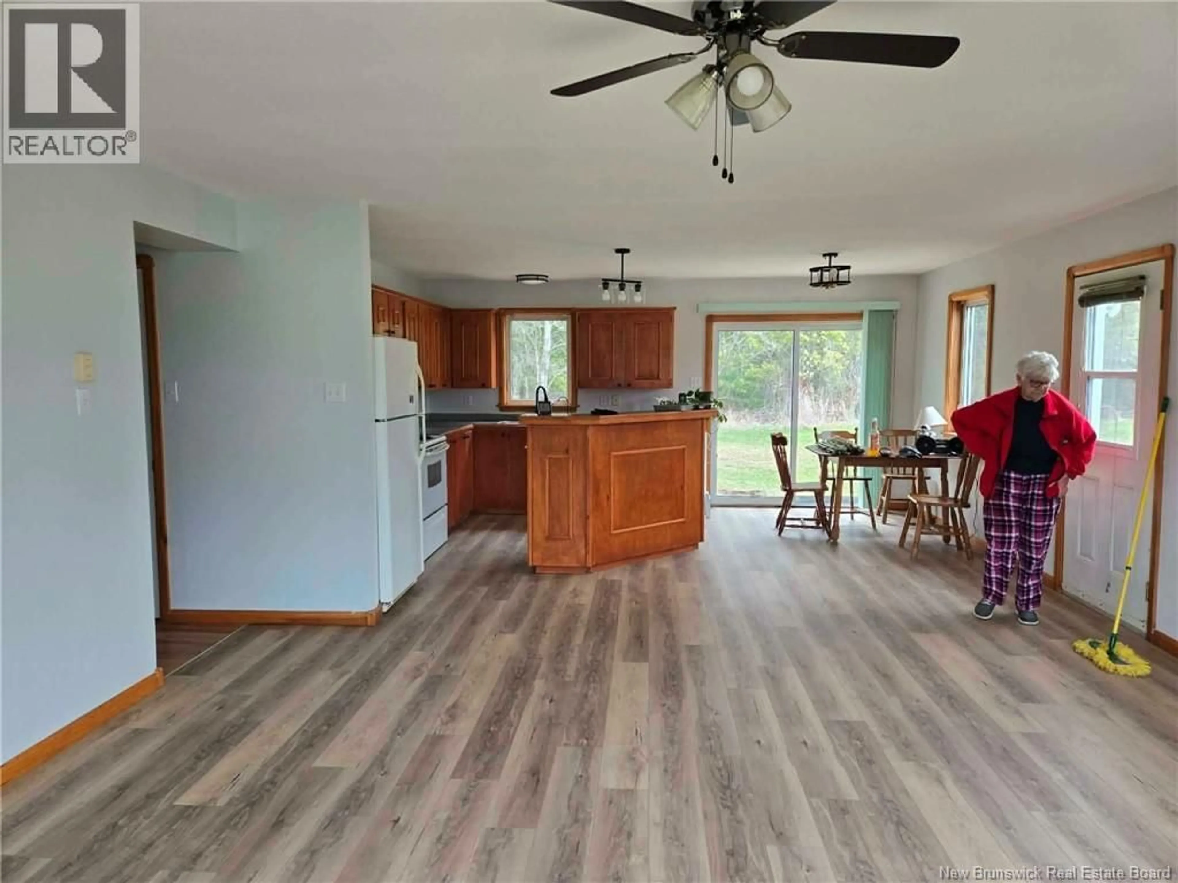 Open concept kitchen, wood/laminate floor for 4338 122 ROUTE, Fosterville New Brunswick E6H2A6