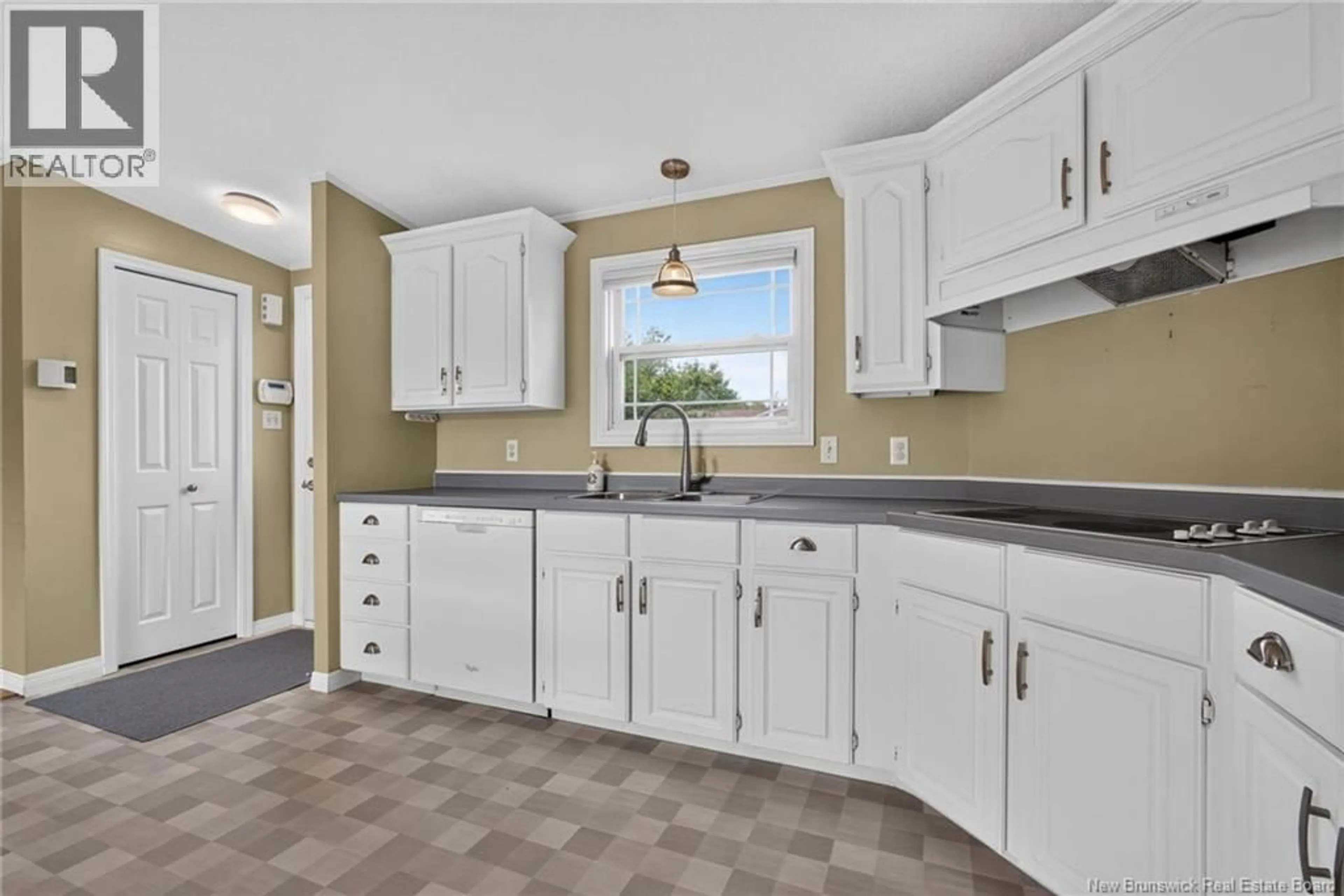 Standard kitchen, ceramic/tile floor for 12 MARTIGNY STREET, Moncton New Brunswick E1H3E6