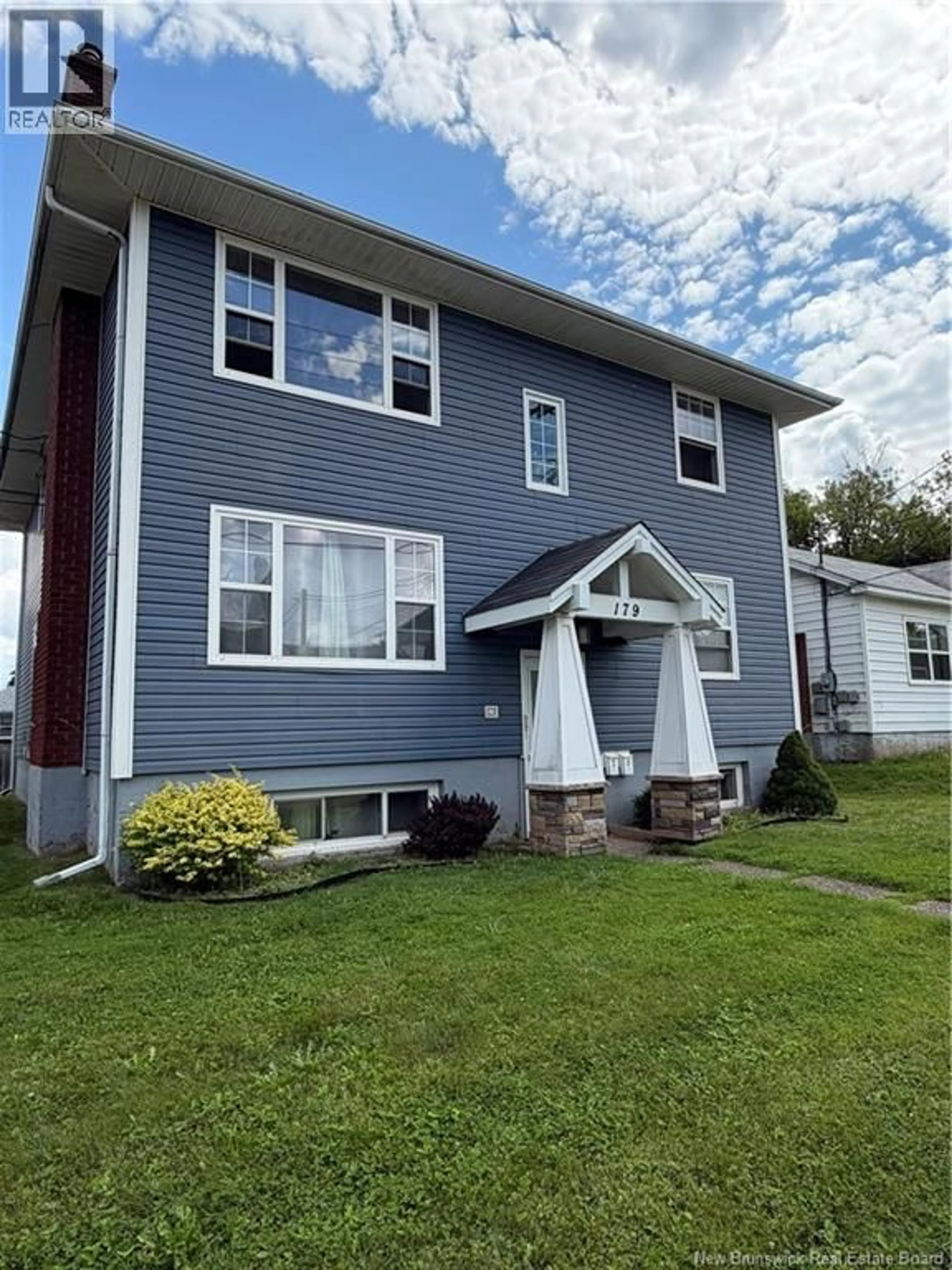 Home with vinyl exterior material, street for 179 EDGETT, Moncton New Brunswick E1C7B4