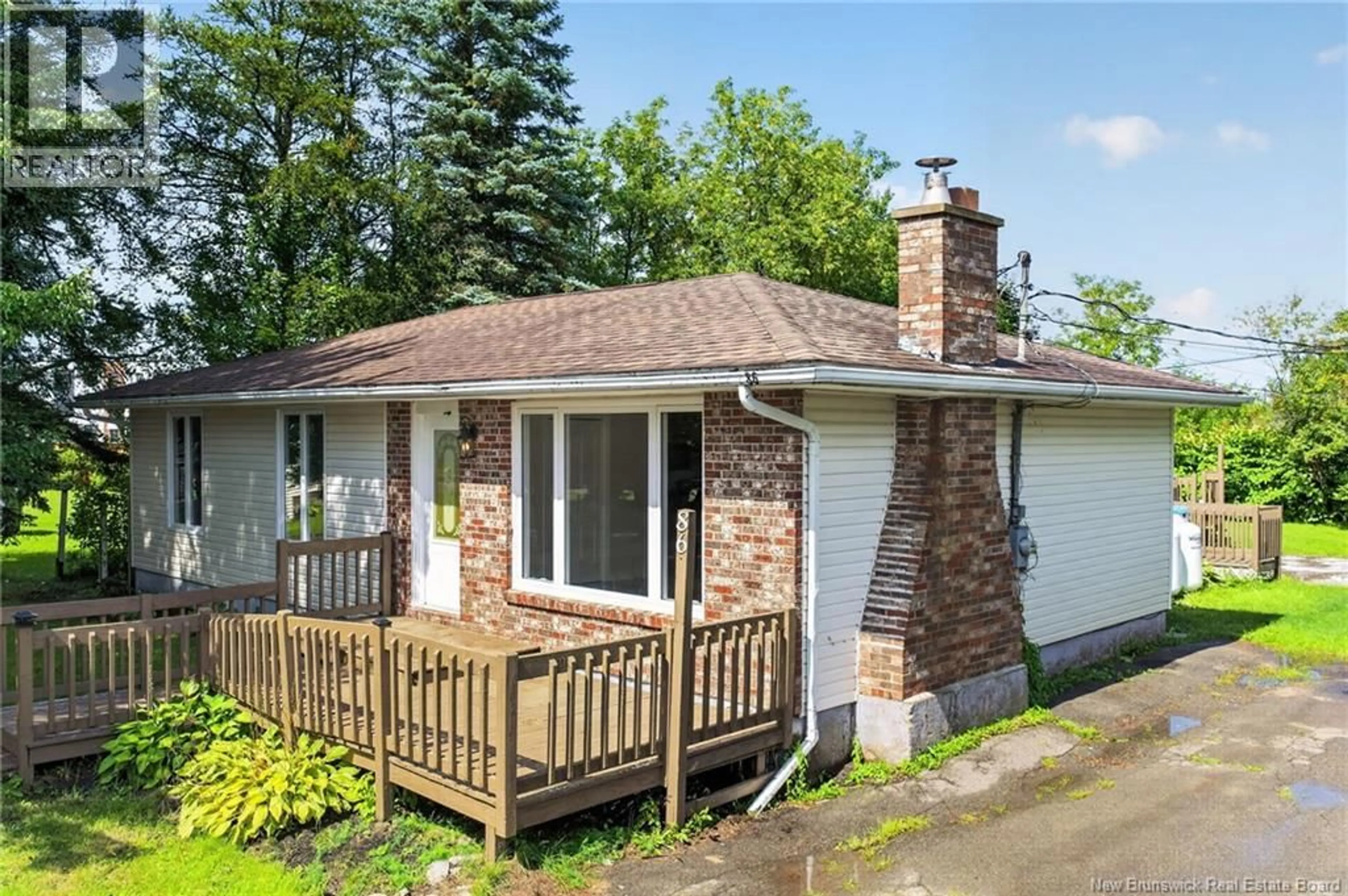 Unknown for 86 CARTIER STREET, Shediac New Brunswick E4P1L3