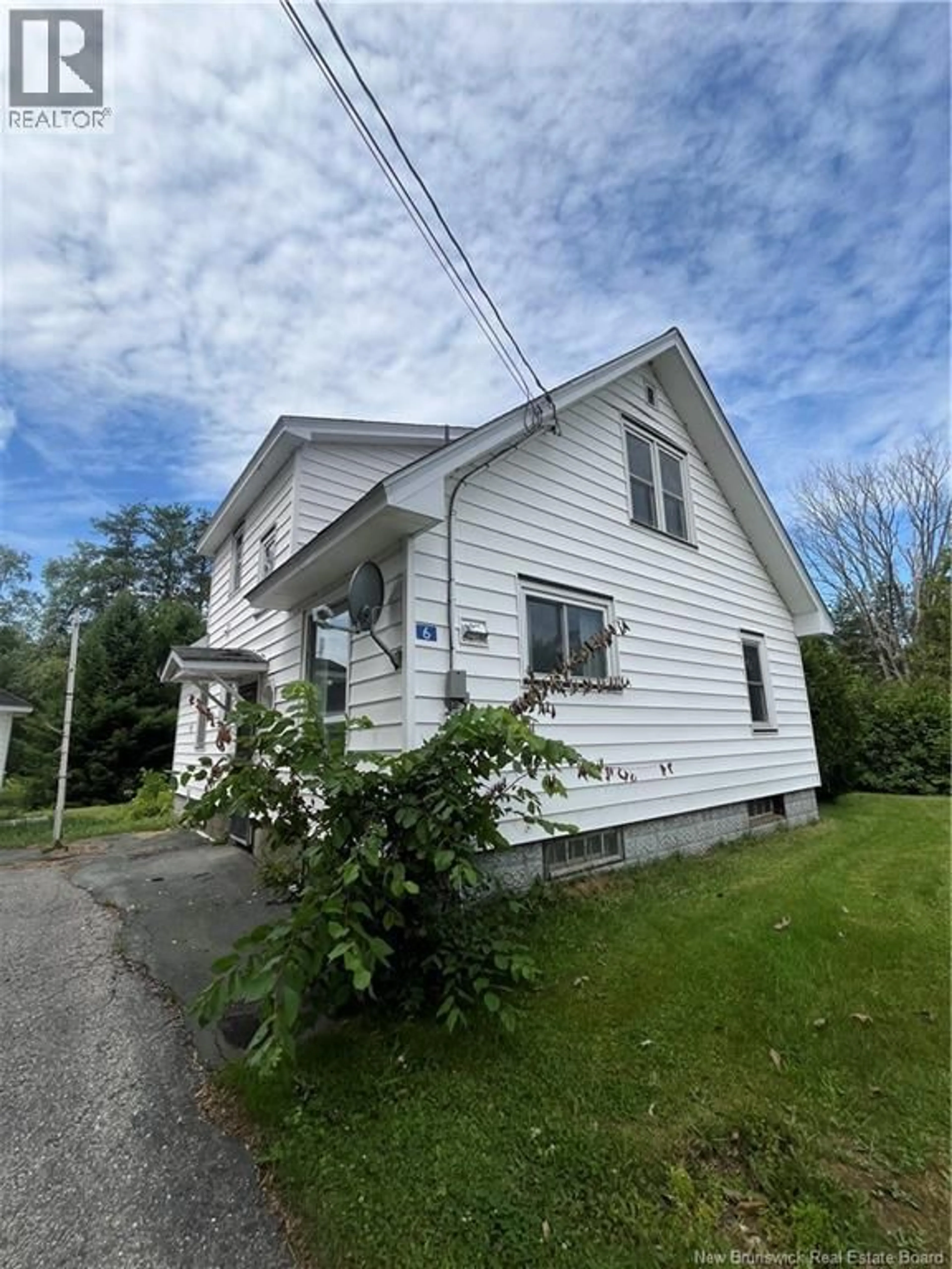 Unknown for 6 BARRIEAU STREET, Miramichi New Brunswick E1N4V3