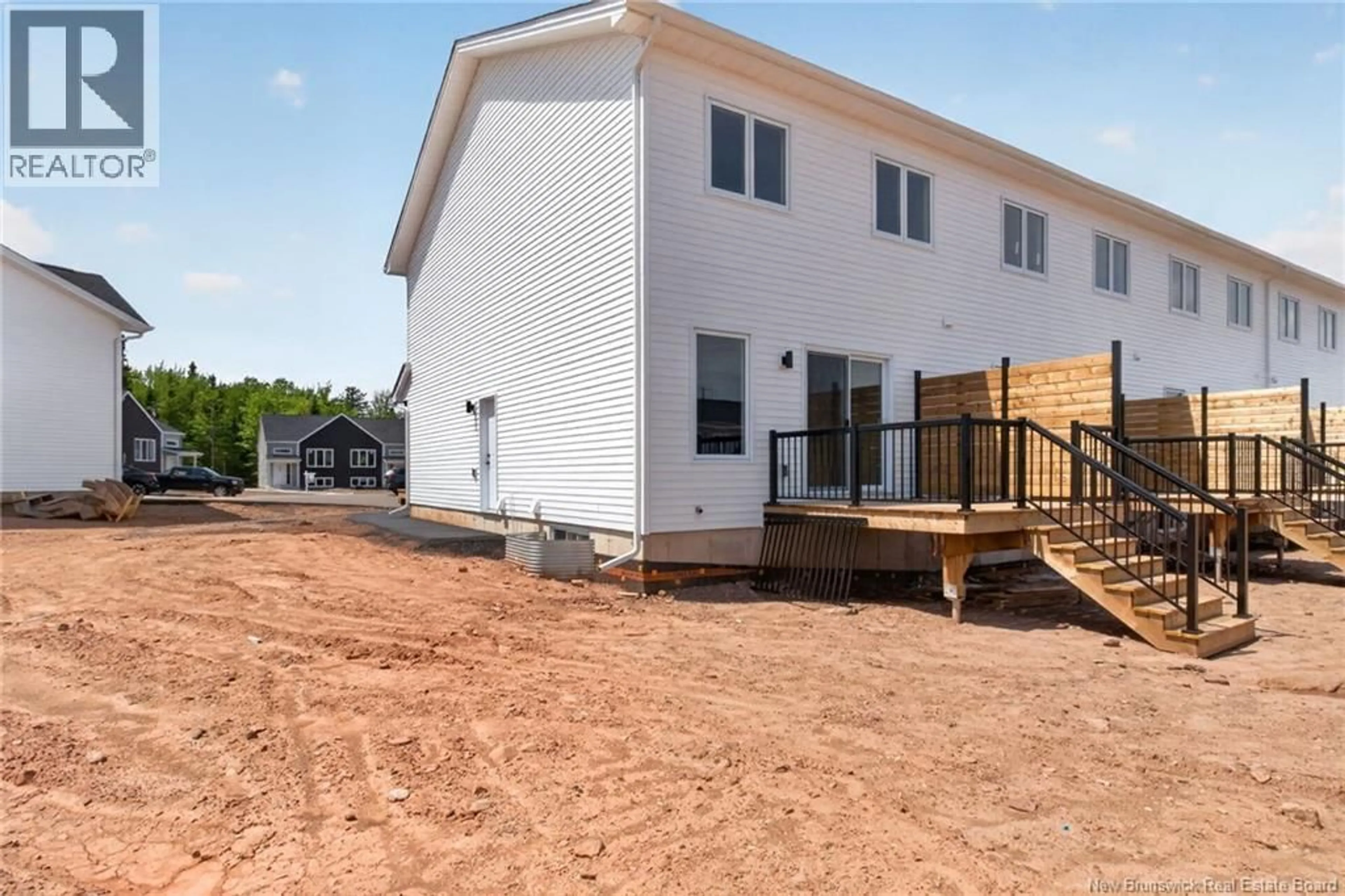 Home with vinyl exterior material, building for 20 CEDRIC COURT, Dieppe New Brunswick E1K0A5